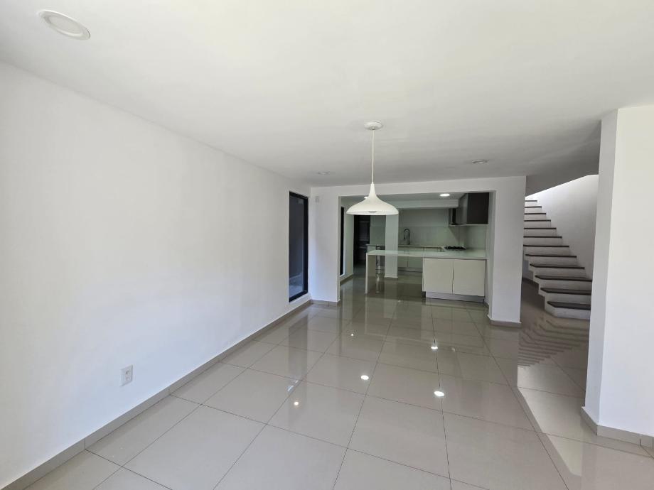 Tlalpan, Ciudad de México, 14386, Mexico, 3 Bedrooms Bedrooms, ,4 BathroomsBathrooms,Residential,For Sale,1713585