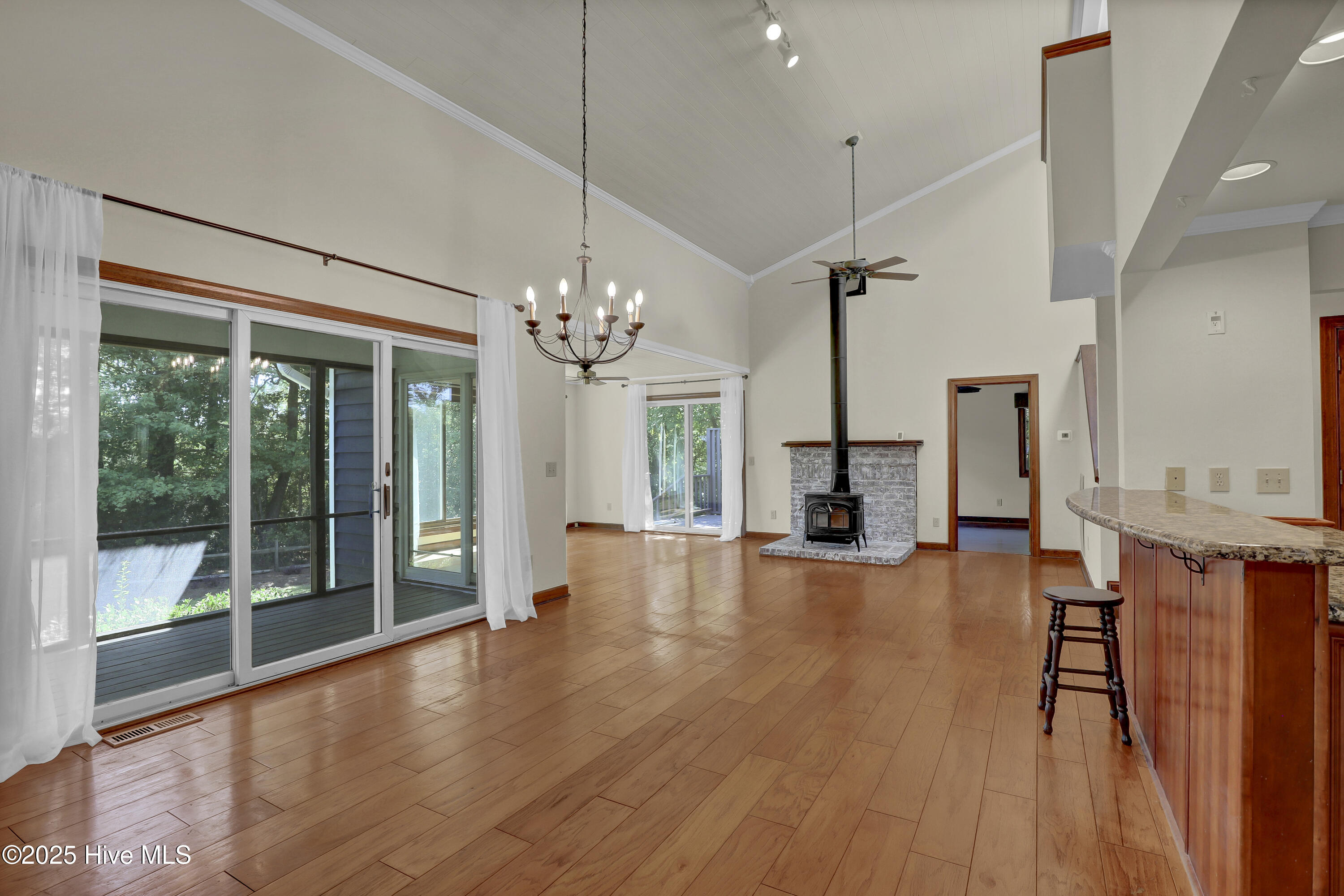 Hampstead, North Carolina, 28443, United States, 3 Bedrooms Bedrooms, ,2 BathroomsBathrooms,Residential,For Sale,1941728