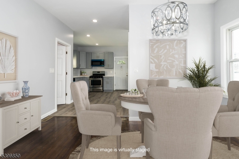 Linden City, New Jersey, 07036, United States, 3 Bedrooms Bedrooms, ,2 BathroomsBathrooms,Residential,For Sale,1991608