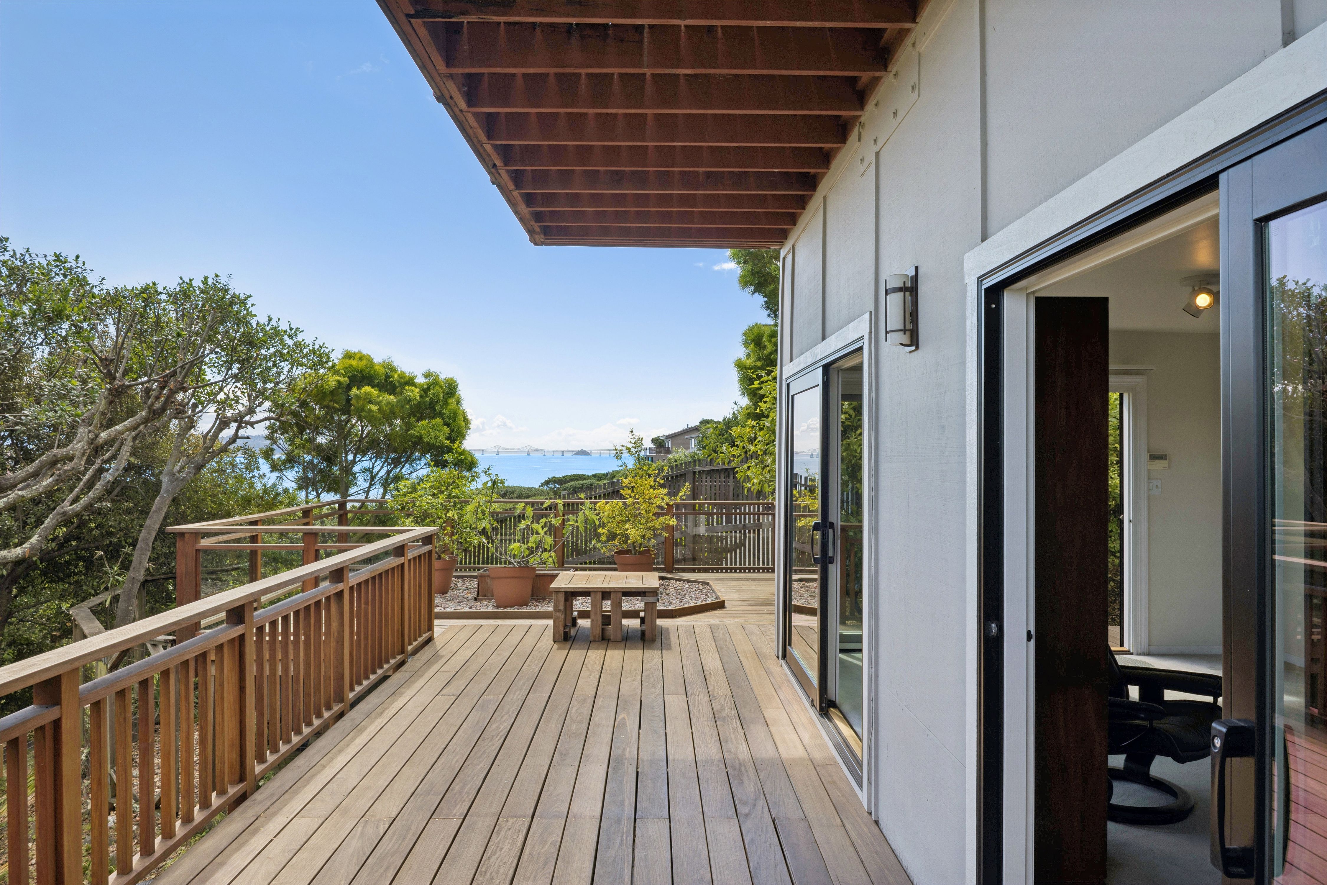  Peacock Gap View Home - 物件實景