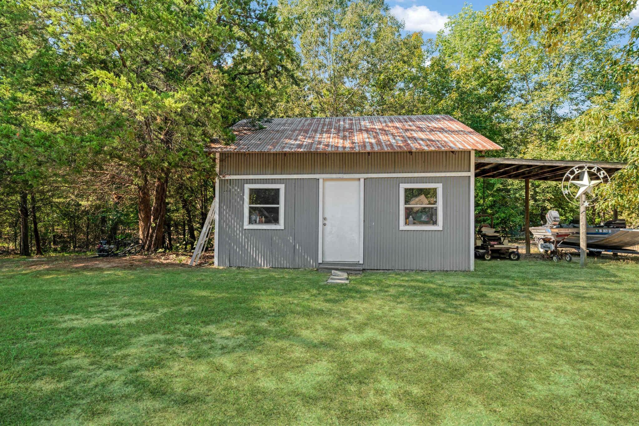 Blossom, Texas, 75416, United States, 4 Bedrooms Bedrooms, ,3 BathroomsBathrooms,Residential,For Sale,1976215