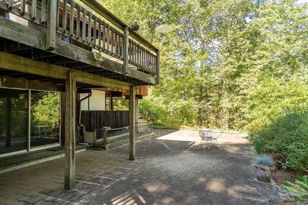 Bedford, Massachusetts, 01730, United States, 5 Bedrooms Bedrooms, ,3 BathroomsBathrooms,Residential,For Sale,1942170