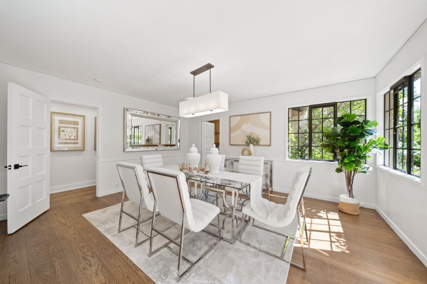 Palo Alto, California, 94301, United States, 4 Bedrooms Bedrooms, ,4 BathroomsBathrooms,Residential,For Sale,1837921