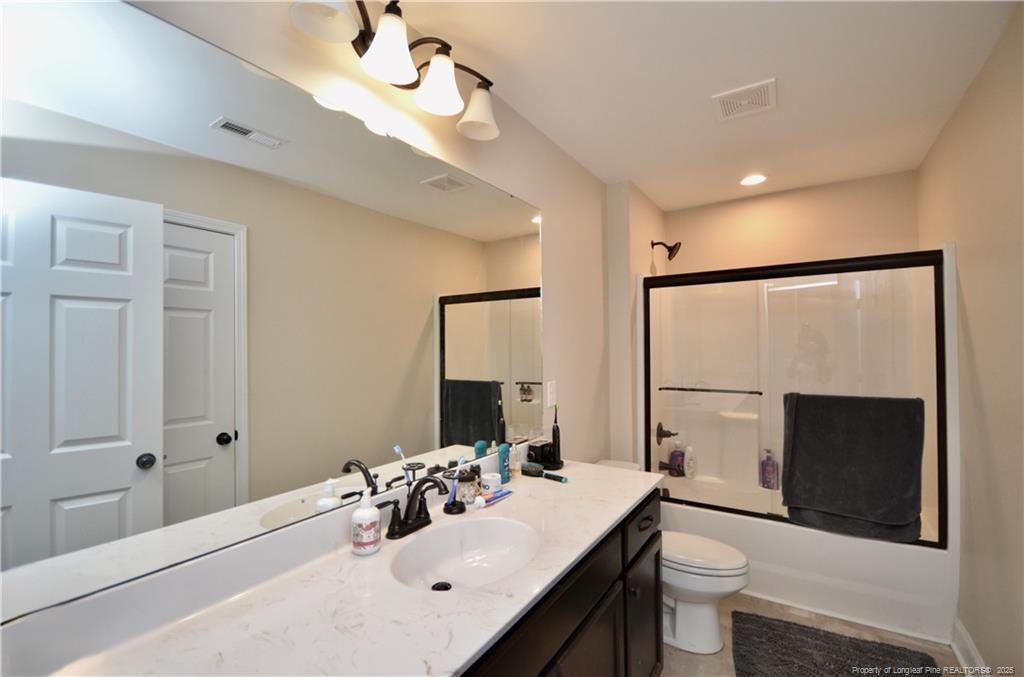 Wade, North Carolina, 28395, United States, 4 Bedrooms Bedrooms, ,5 BathroomsBathrooms,Residential,For Sale,1779432