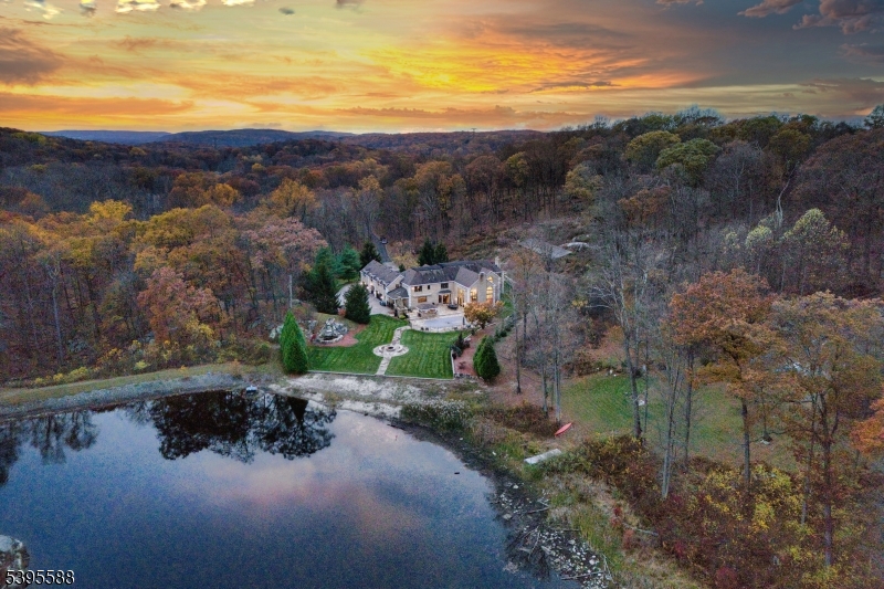 Sparta Twp., New Jersey, 07871, United States, 6 Bedrooms Bedrooms, ,7 BathroomsBathrooms,Residential,For Sale,1987965