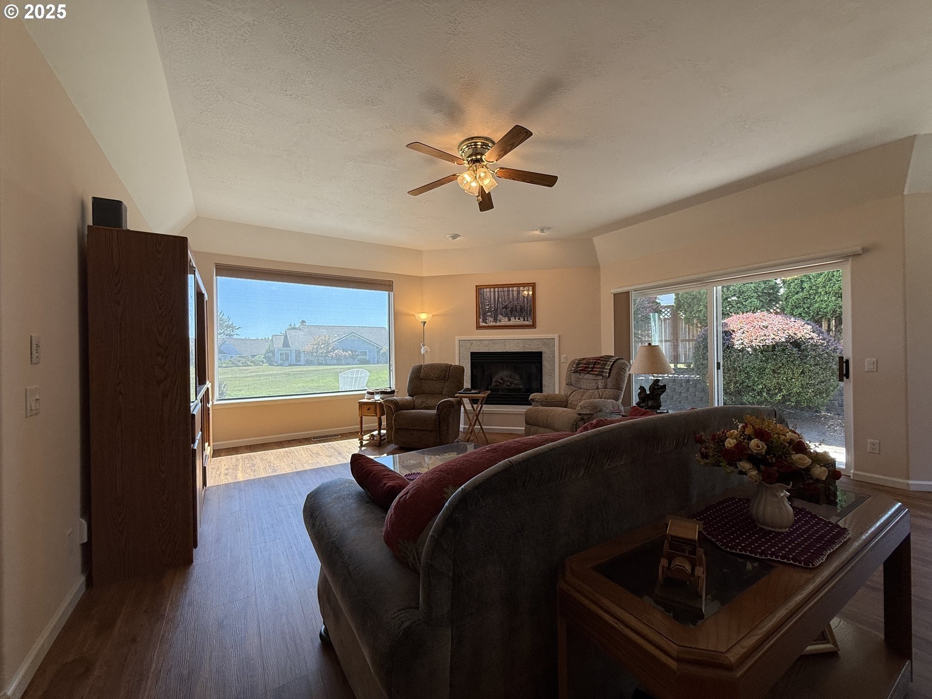 Brookings, Oregon, 97415, United States, 3 Bedrooms Bedrooms, ,2 BathroomsBathrooms,Residential,For Sale,1977623