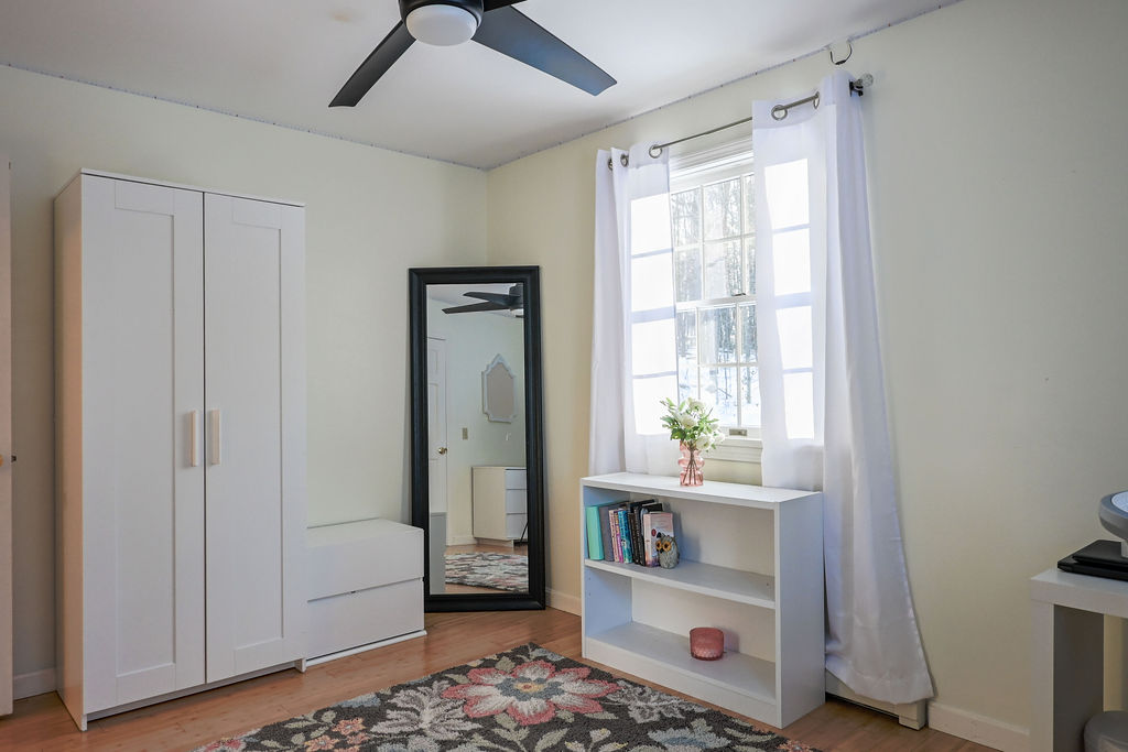 Sidney, Maine, 04330, United States, 3 Bedrooms Bedrooms, ,3 BathroomsBathrooms,Residential,For Sale,2007765