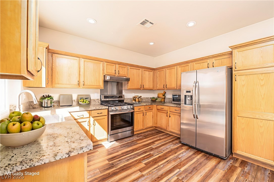 Las Vegas, Nevada, 89129, United States, 4 Bedrooms Bedrooms, ,3 BathroomsBathrooms,Residential,For Sale,1958001