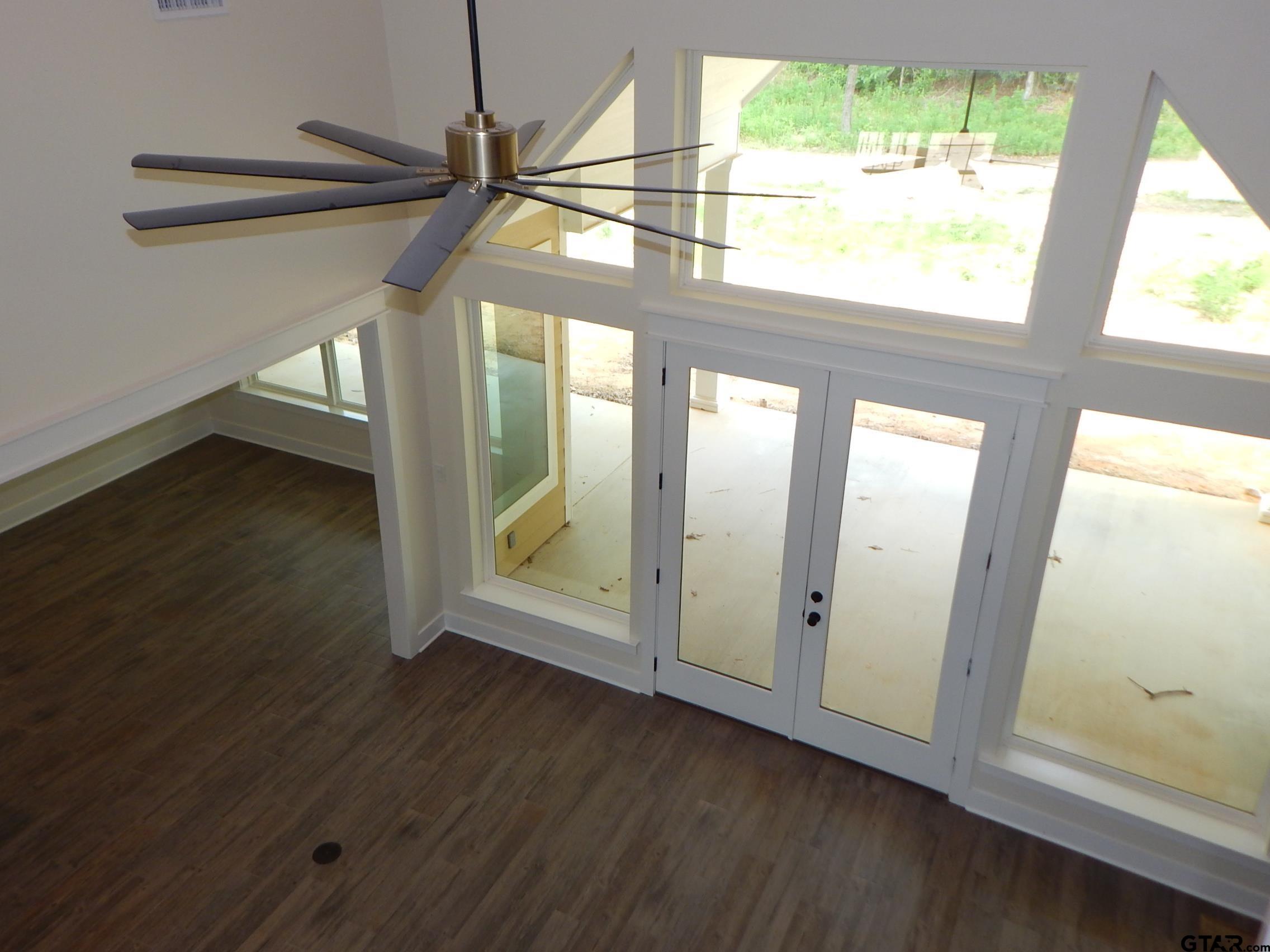 Gilmer, Texas, 75645, United States, 5 Bedrooms Bedrooms, ,3 BathroomsBathrooms,Residential,For Sale,1759847