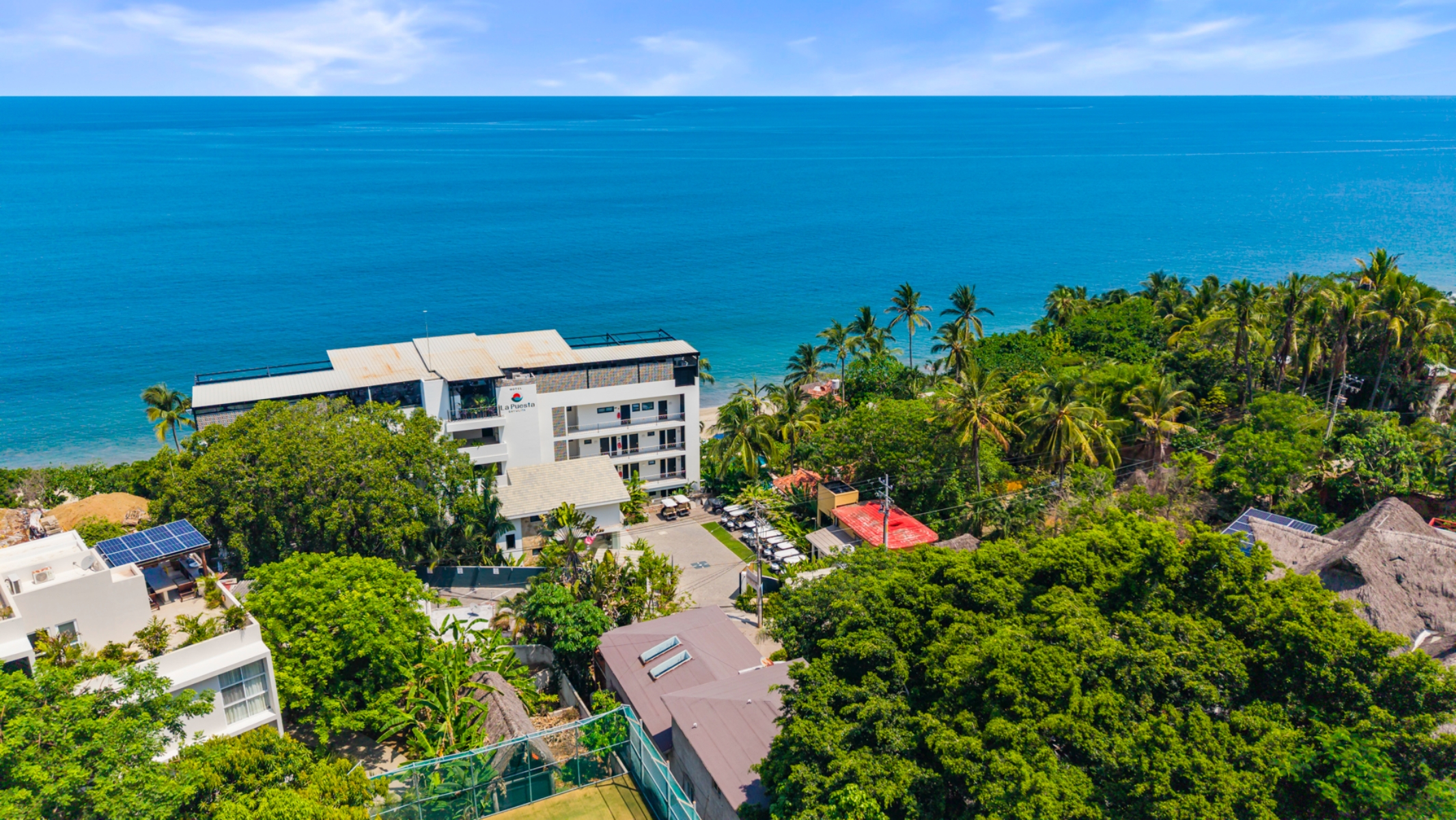  Casa Arena y Sol  Home for renovation one block from Sayulita Beach - 物件實景