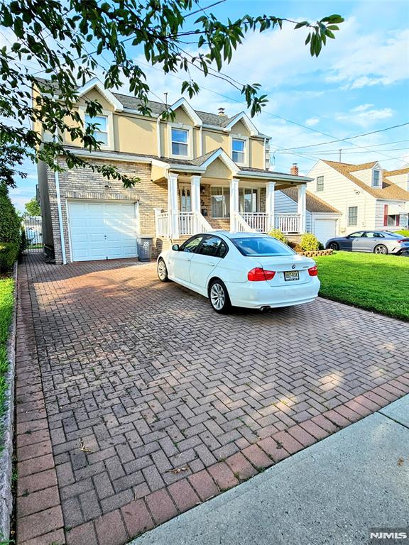 North Arlington, New Jersey, 07071, United States, 3 Bedrooms Bedrooms, ,2 BathroomsBathrooms,Residential,For Sale,1977876