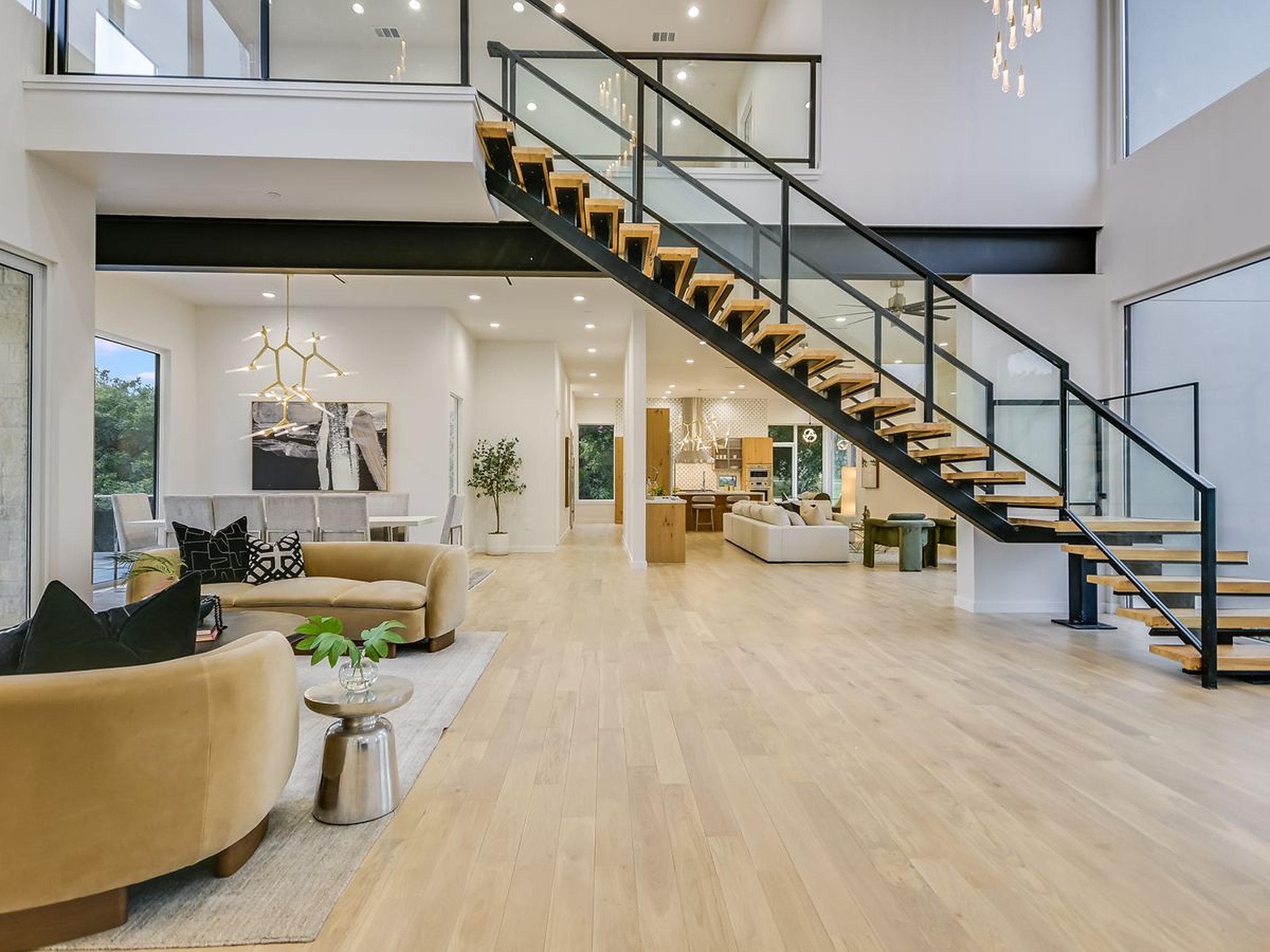  Modern Elegance in Davenport Ranch - 物件實景