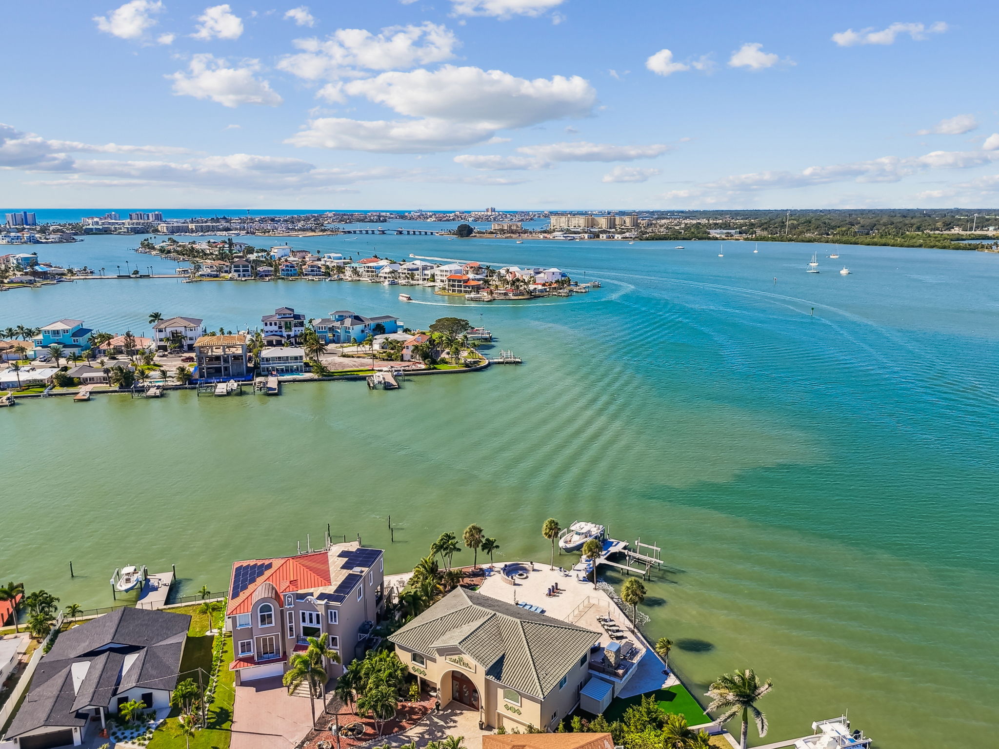 Madeira Beach, Florida, 33708, United States, 6 Bedrooms Bedrooms, ,6 BathroomsBathrooms,Residential,For Sale,1975666