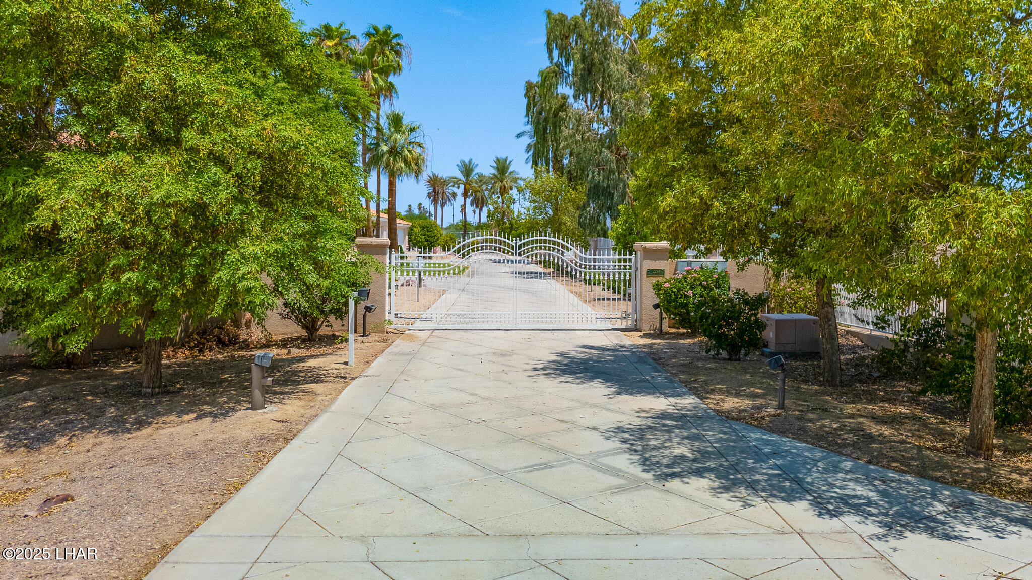 Lake Havasu City, Arizona, 86406, United States, 4 Bedrooms Bedrooms, ,2 BathroomsBathrooms,Residential,For Sale,1901337