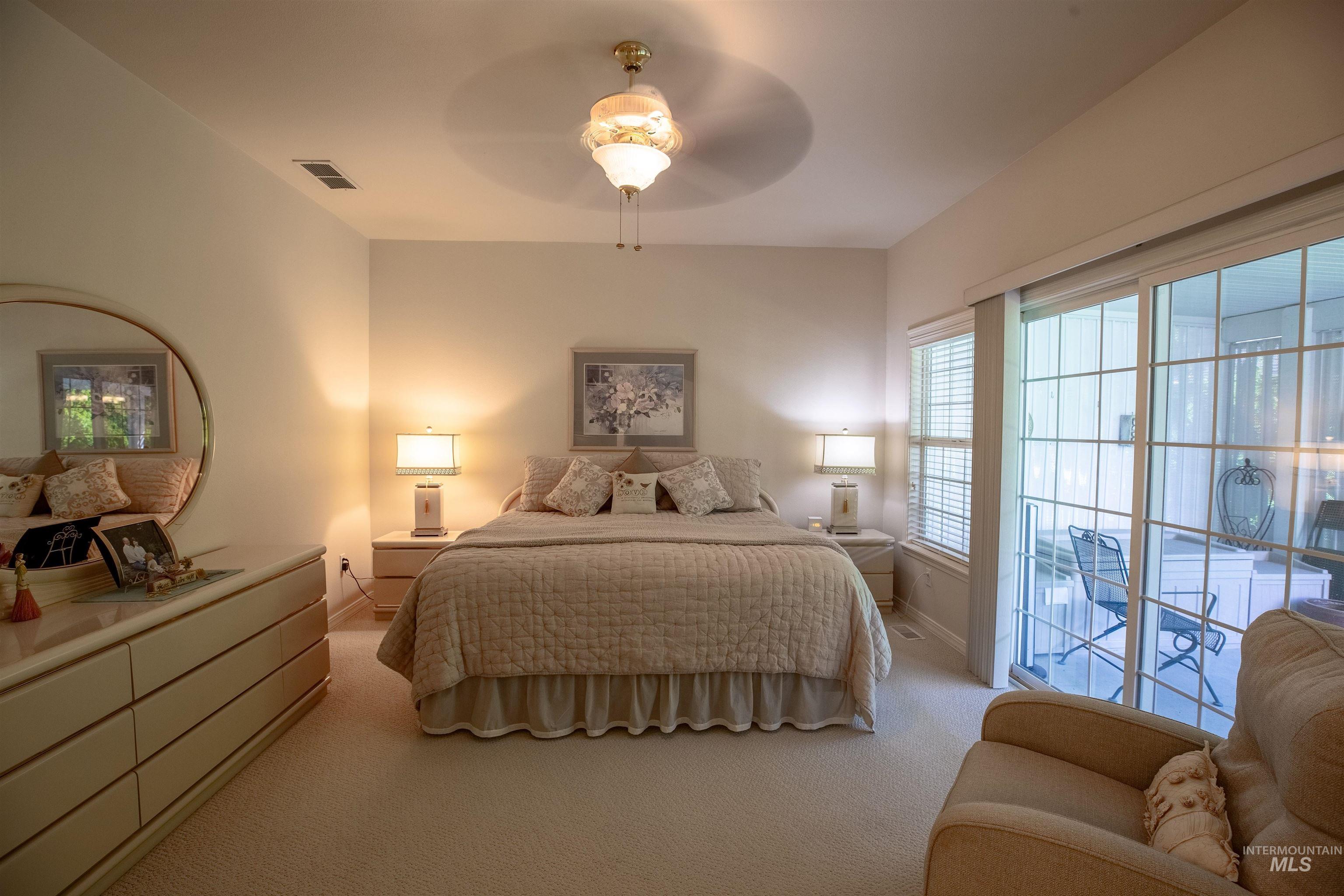 Meridian, Idaho, 83646, United States, 2 Bedrooms Bedrooms, ,Residential,For Sale,1889907