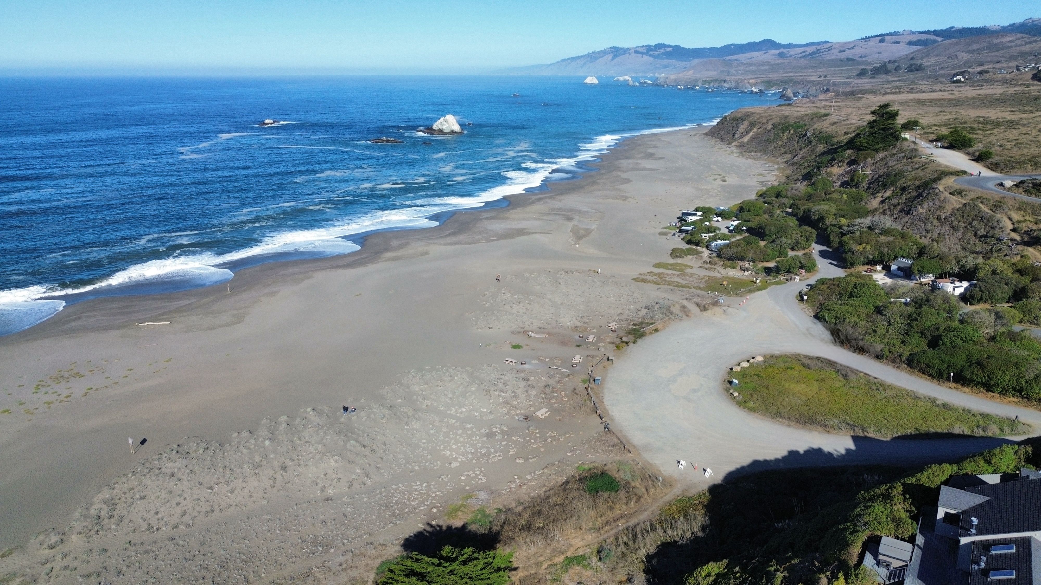  7141 Cliff Avenue, Bodega Bay, CA 94923 - 物件實景
