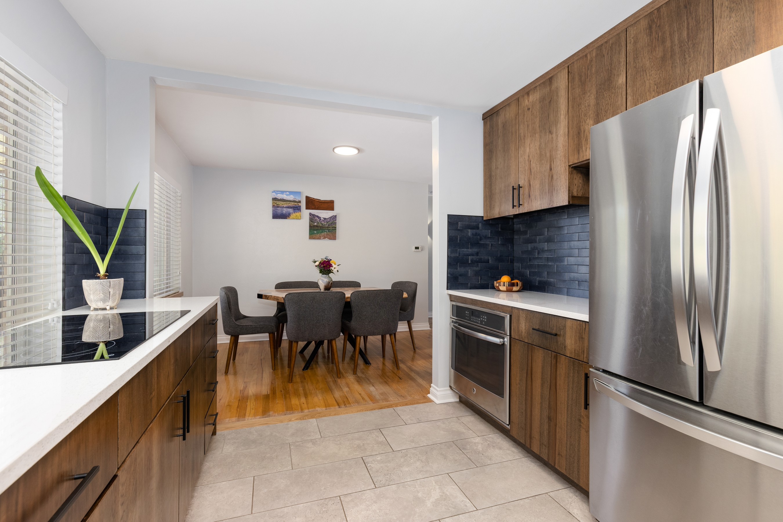  Stylish Ranch Living with Detached ADU - 物件實景