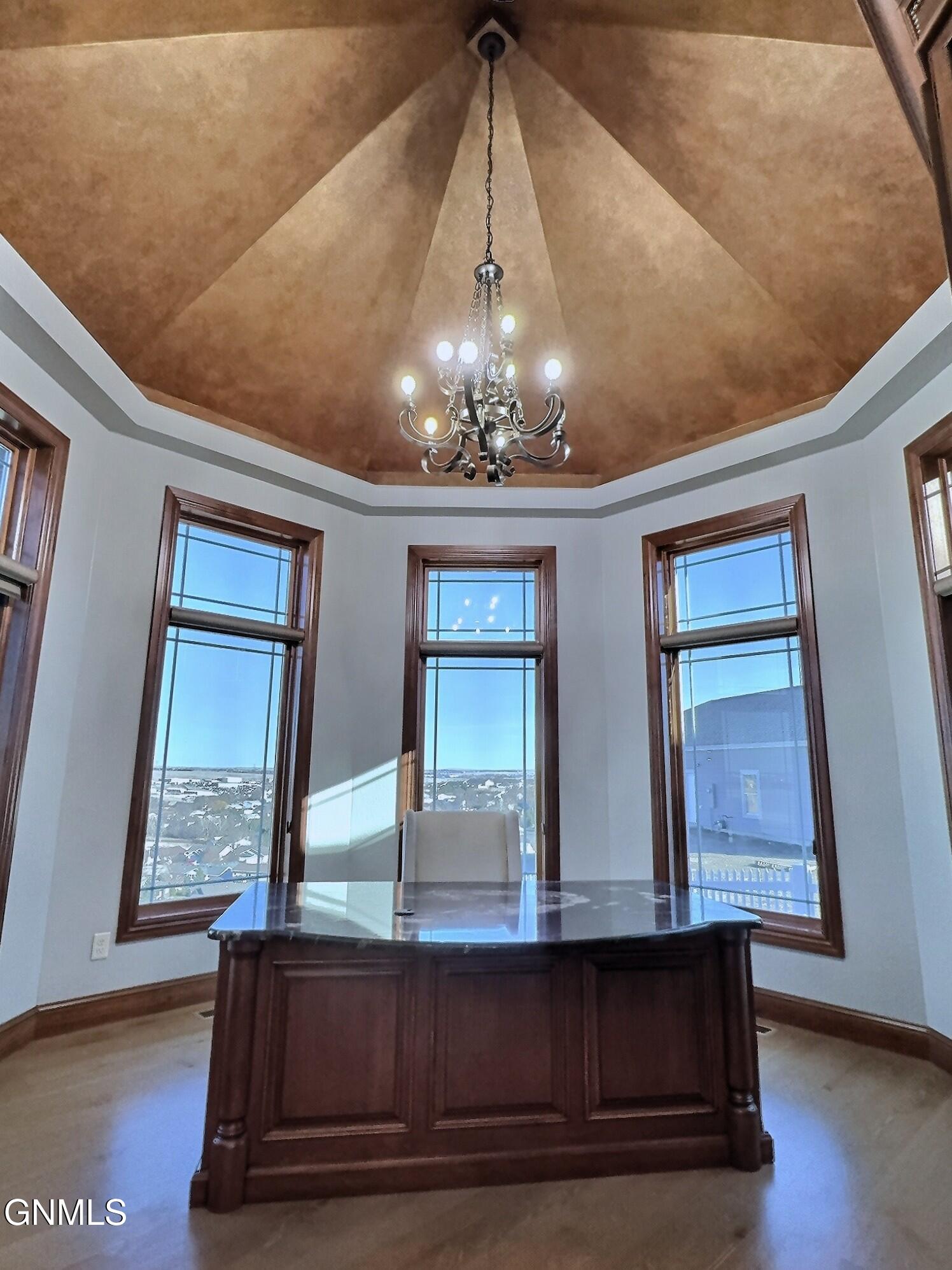 Bismarck, North Dakota, 58501, United States, 4 Bedrooms Bedrooms, ,4 BathroomsBathrooms,Residential,For Sale,2038873