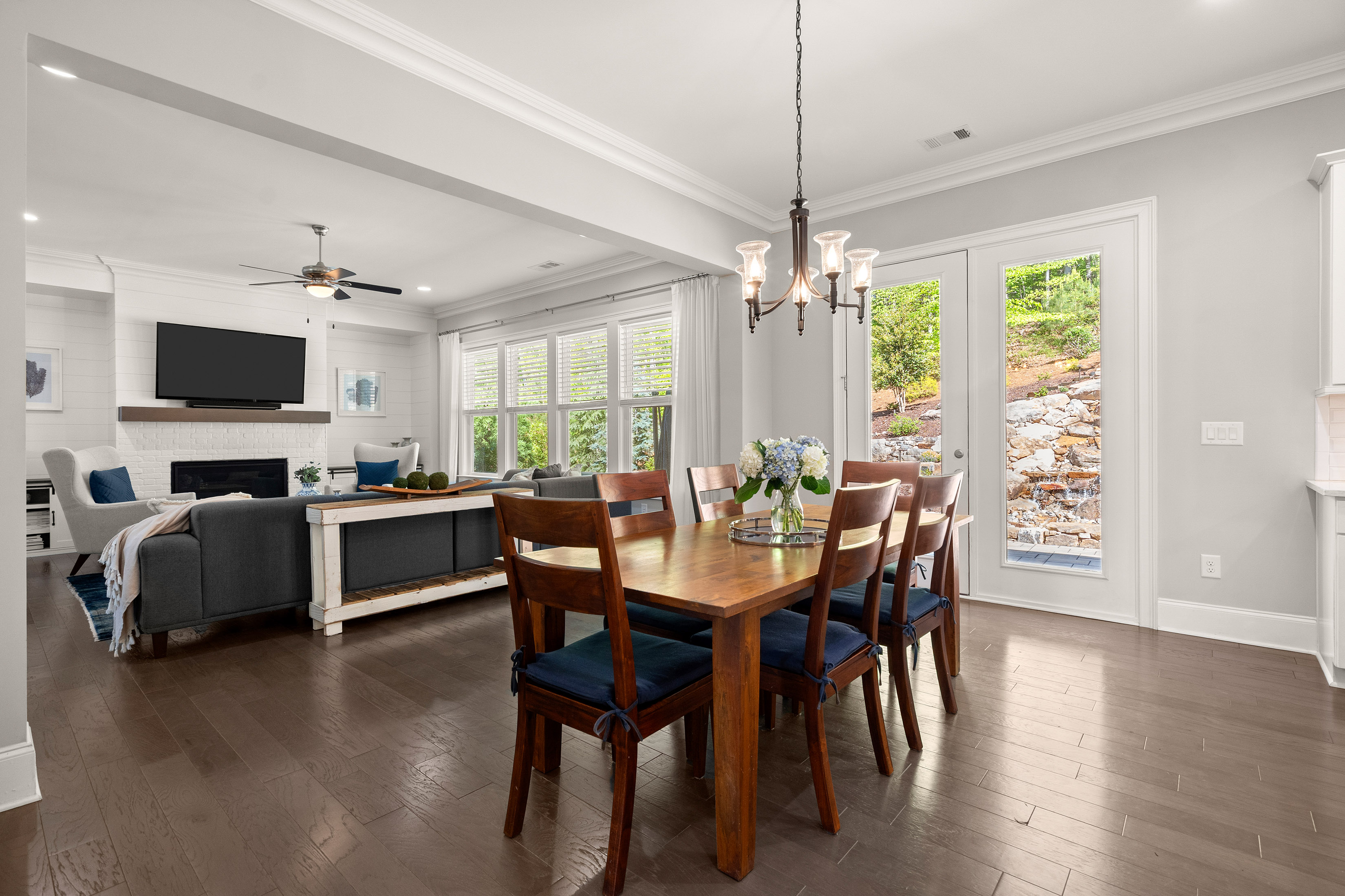  Beautifully Appointed Ashton Woods Residence - 物件實景