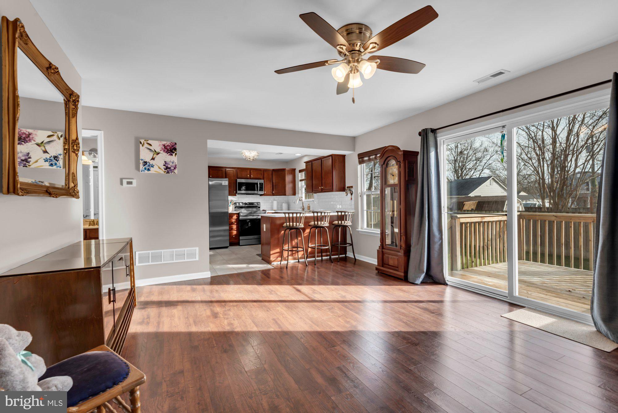 Shady Side, Maryland, 20764, United States, 4 Bedrooms Bedrooms, ,3 BathroomsBathrooms,Residential,For Sale,2011668