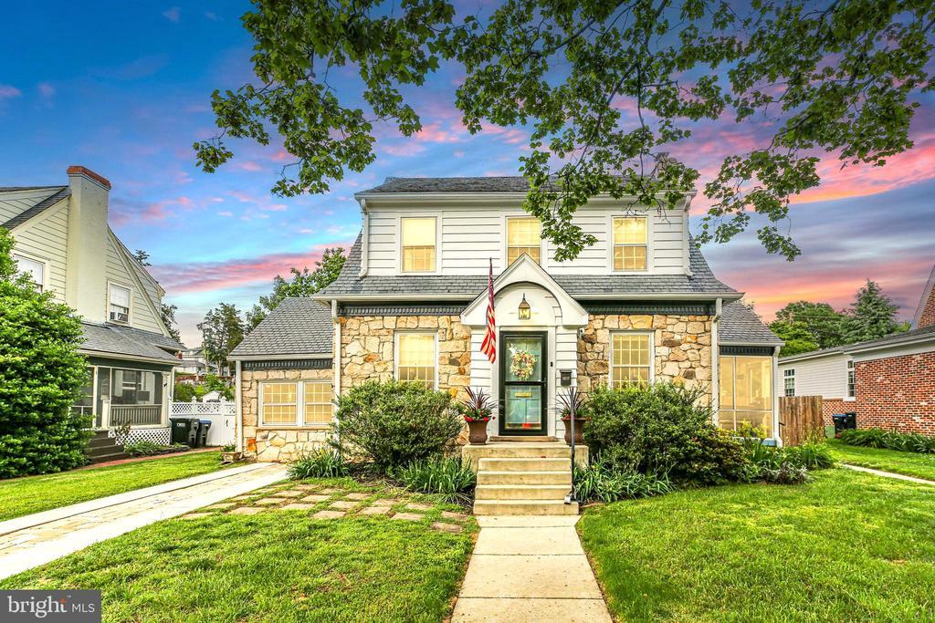 Fredericksburg, Virginia, 22401, United States, 4 Bedrooms Bedrooms, ,2 BathroomsBathrooms,Residential,For Sale,1826966