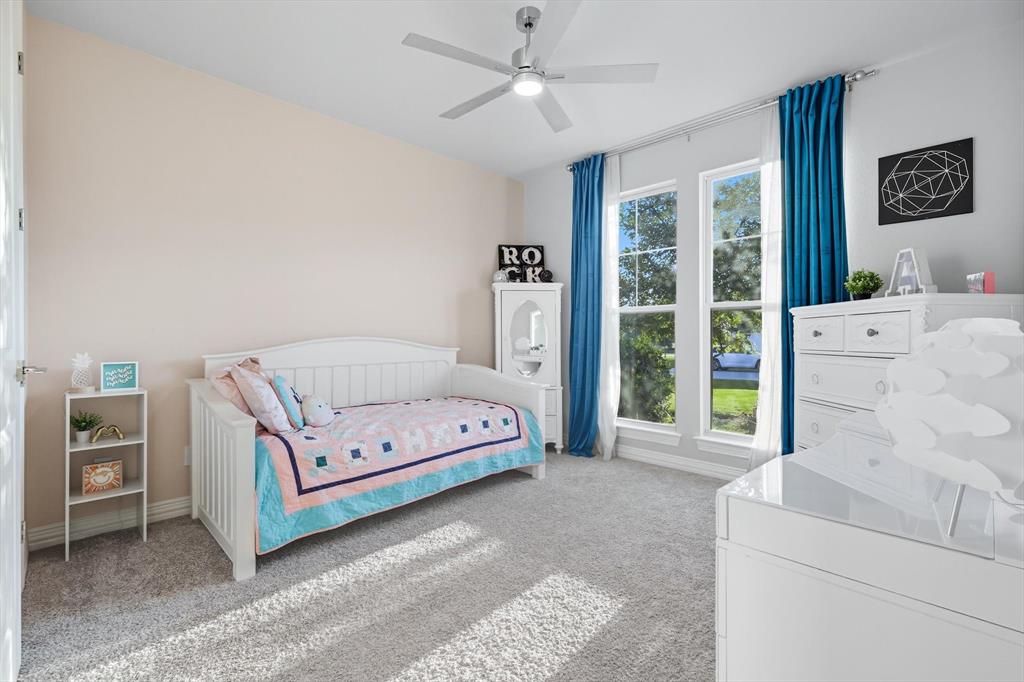 Midlothian, Texas, 76065, United States, 4 Bedrooms Bedrooms, ,3 BathroomsBathrooms,Residential,For Sale,1950999