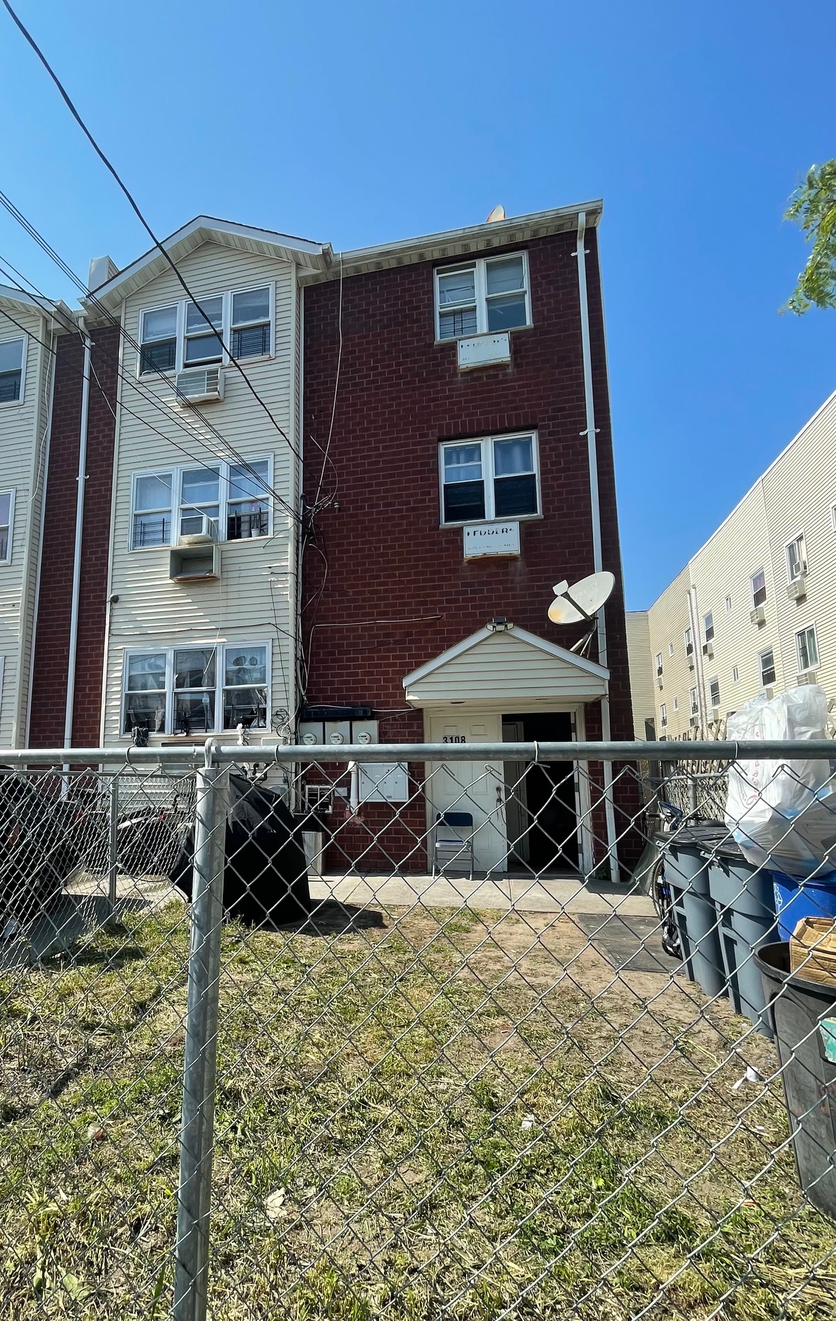 Far Rockaway, New York, 11691, United States, 8 Bedrooms Bedrooms, ,5 BathroomsBathrooms,Residential,For Sale,1730801