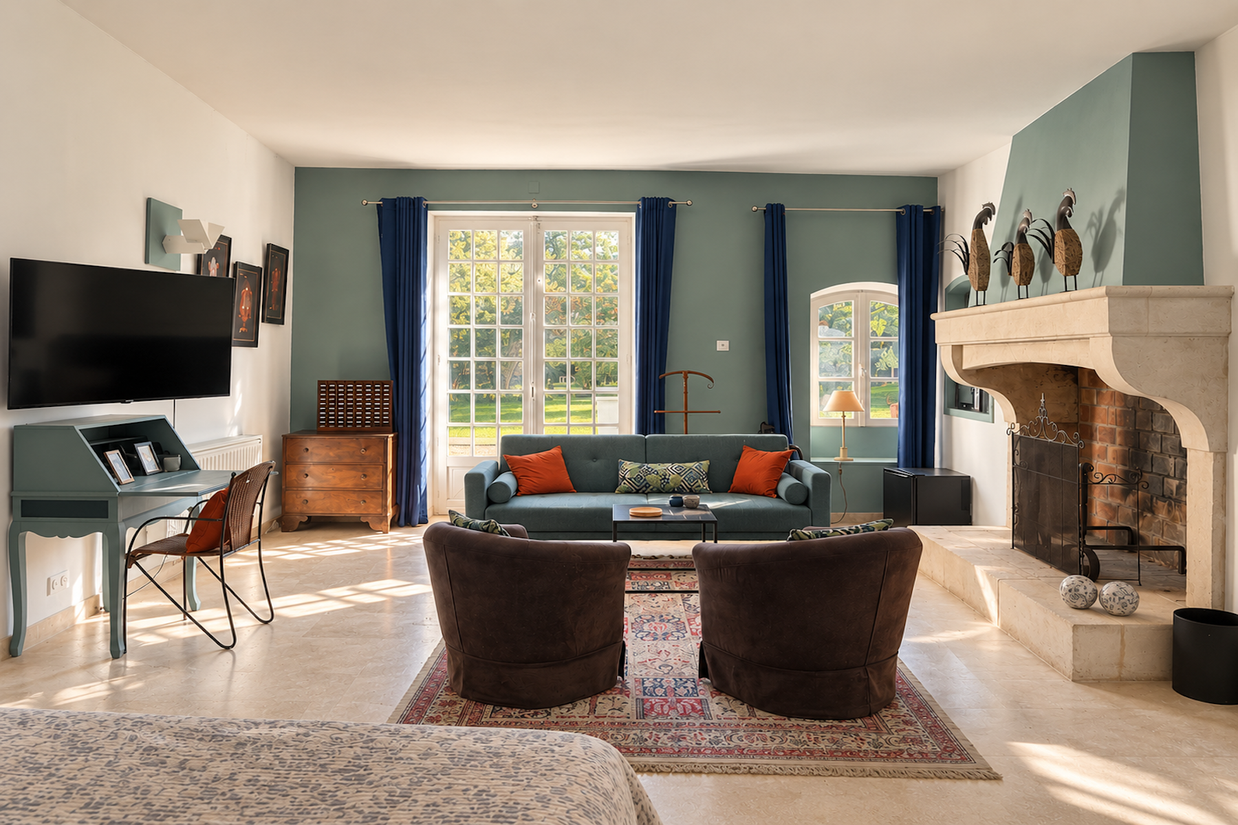  35 Minutes from Uzès – Charming 510 sqm Provençal Farmhouse Set Within 1.8 Hect… - 物件實景