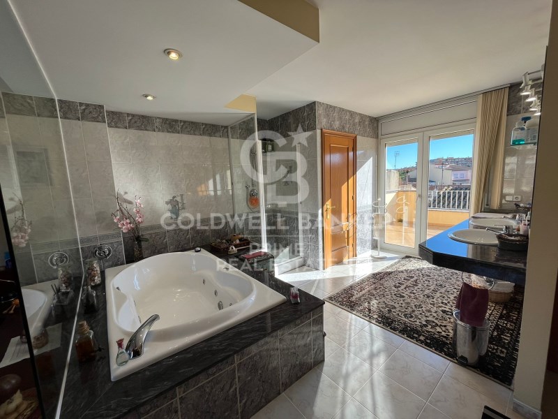 Girona, Palafrugell, Vila de Palafrugell Girona, P, Palafrugell, Catalonia, ES, 5 Bedrooms Bedrooms, ,5 BathroomsBathrooms,Residential,For Sale,Girona, Palafrugell, Vila de Palafrugell Girona, P,1616692