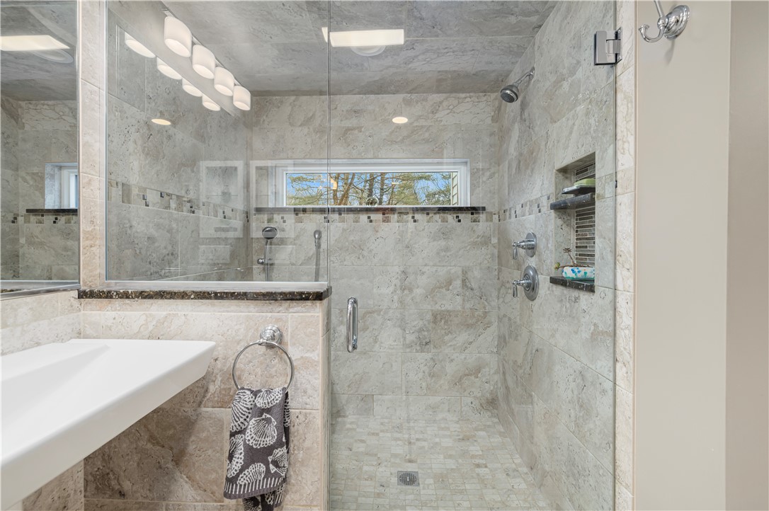 Cranston, Rhode Island, 02921, United States, 4 Bedrooms Bedrooms, ,3 BathroomsBathrooms,Residential,For Sale,1787177