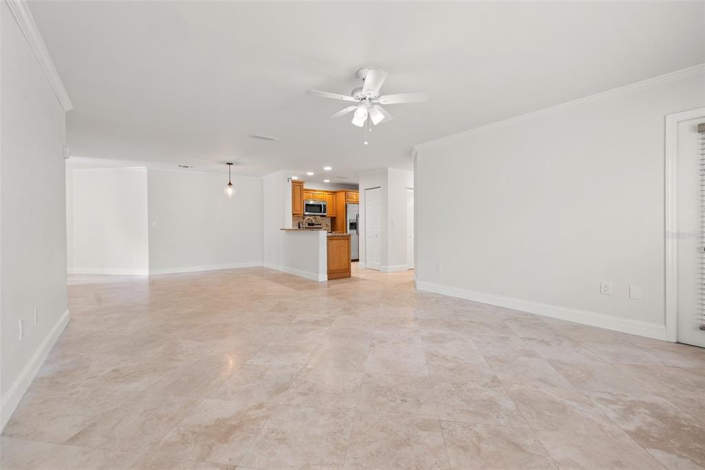 Tampa, Florida, 33602, United States, 3 Bedrooms Bedrooms, ,2 BathroomsBathrooms,Residential,For Sale,1885753