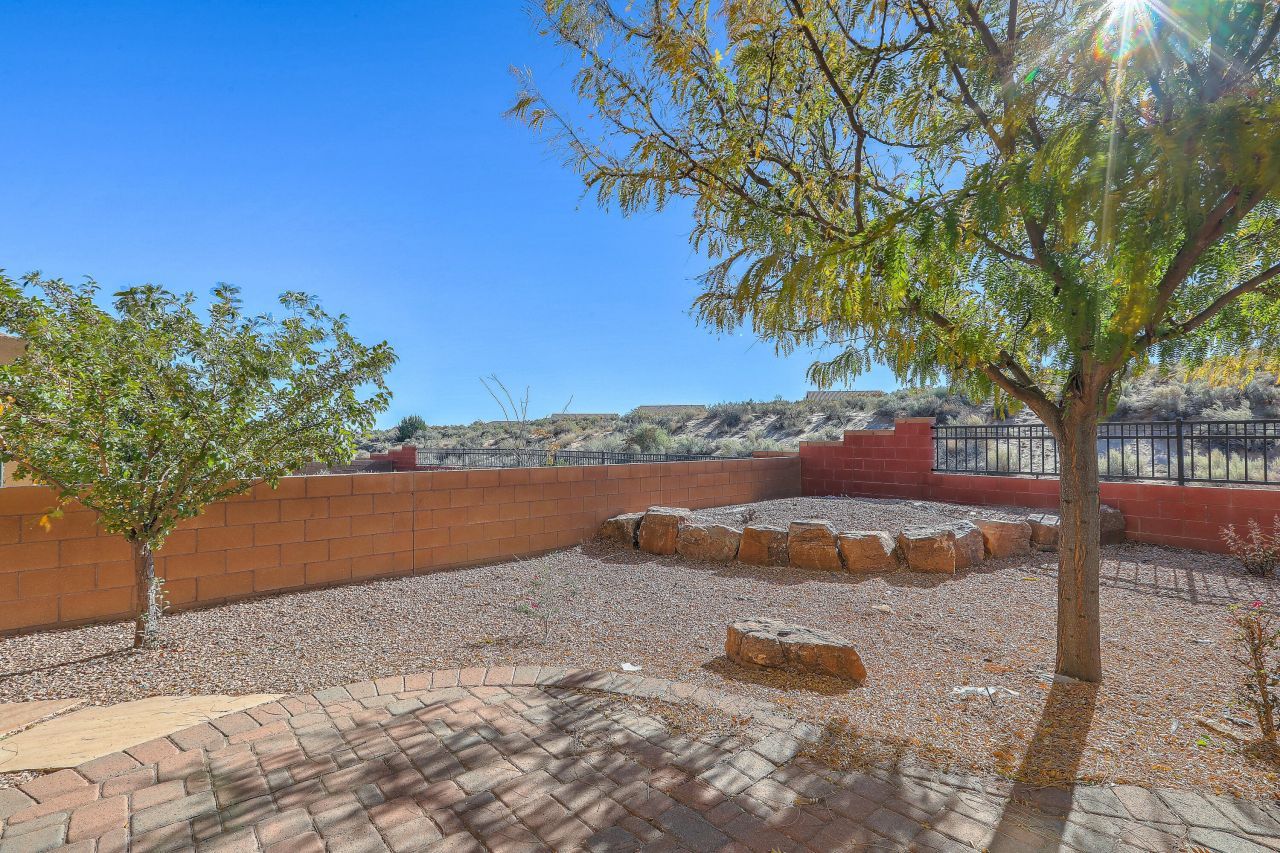 Rio Rancho, New Mexico, 87124, United States, 4 Bedrooms Bedrooms, ,3 BathroomsBathrooms,Residential,For Sale,1987621