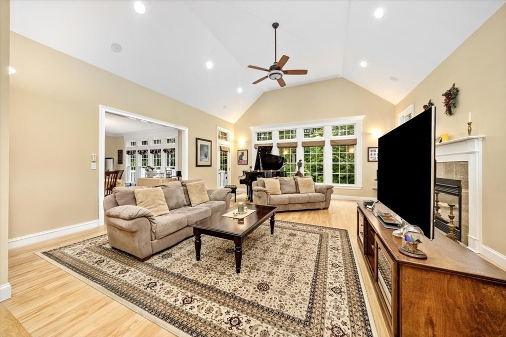 Hanover, Massachusetts, 02339, United States, 5 Bedrooms Bedrooms, ,5 BathroomsBathrooms,Residential,For Sale,1940579