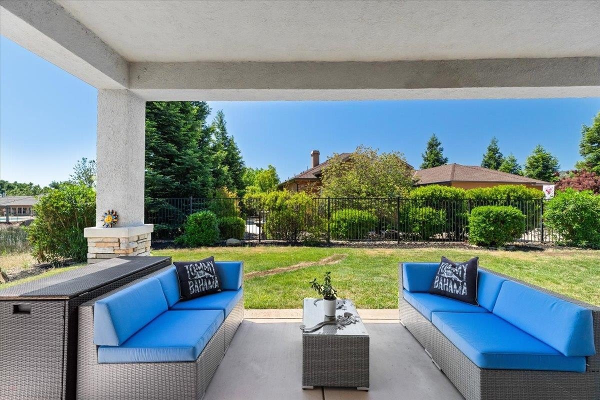 Copperopolis, California, 95228, United States, 2 Bedrooms Bedrooms, ,2 BathroomsBathrooms,Residential,For Sale,1826685
