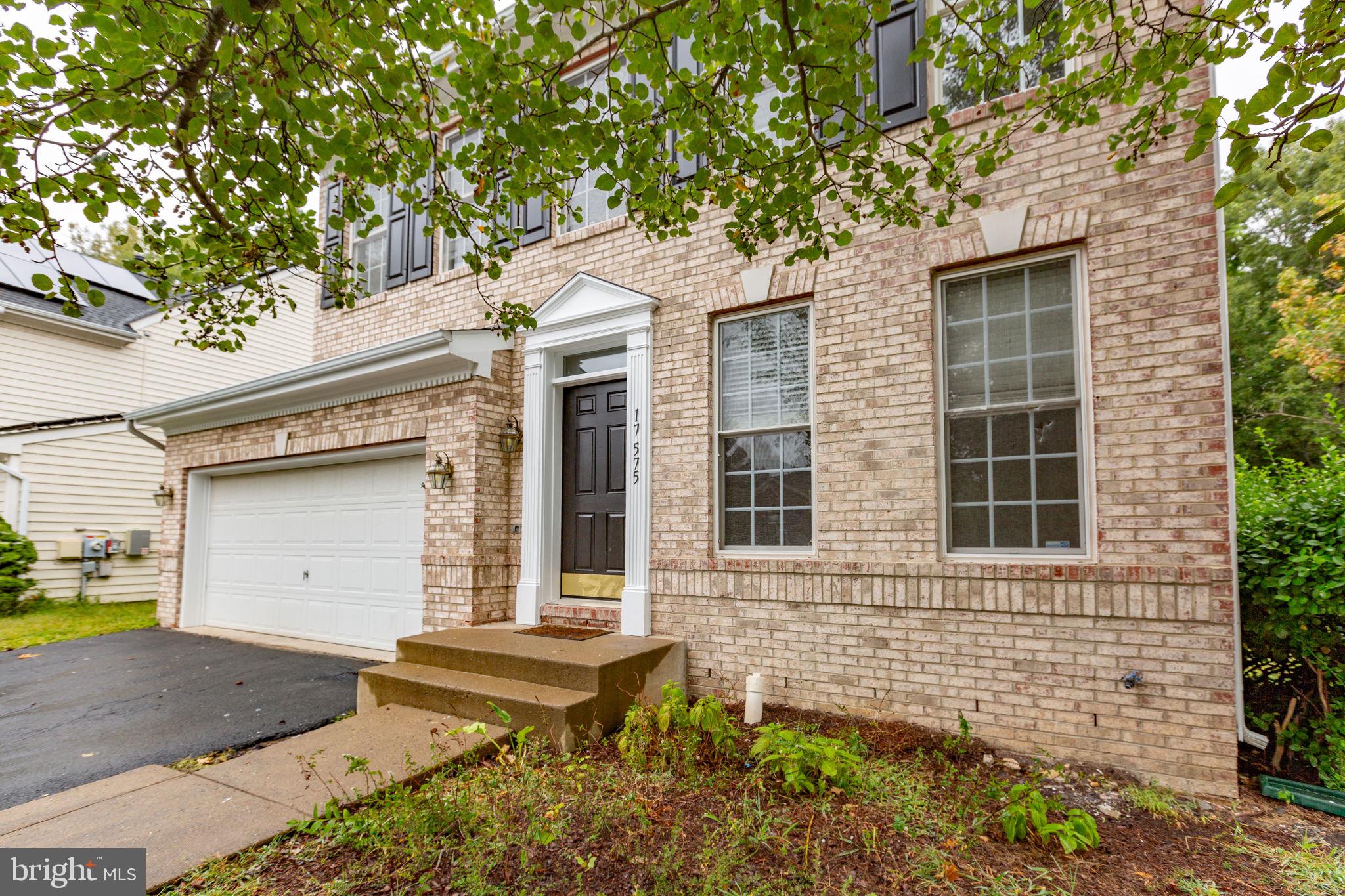 Dumfries, Virginia, 22026, United States, 4 Bedrooms Bedrooms, ,4 BathroomsBathrooms,Residential,For Sale,1977834