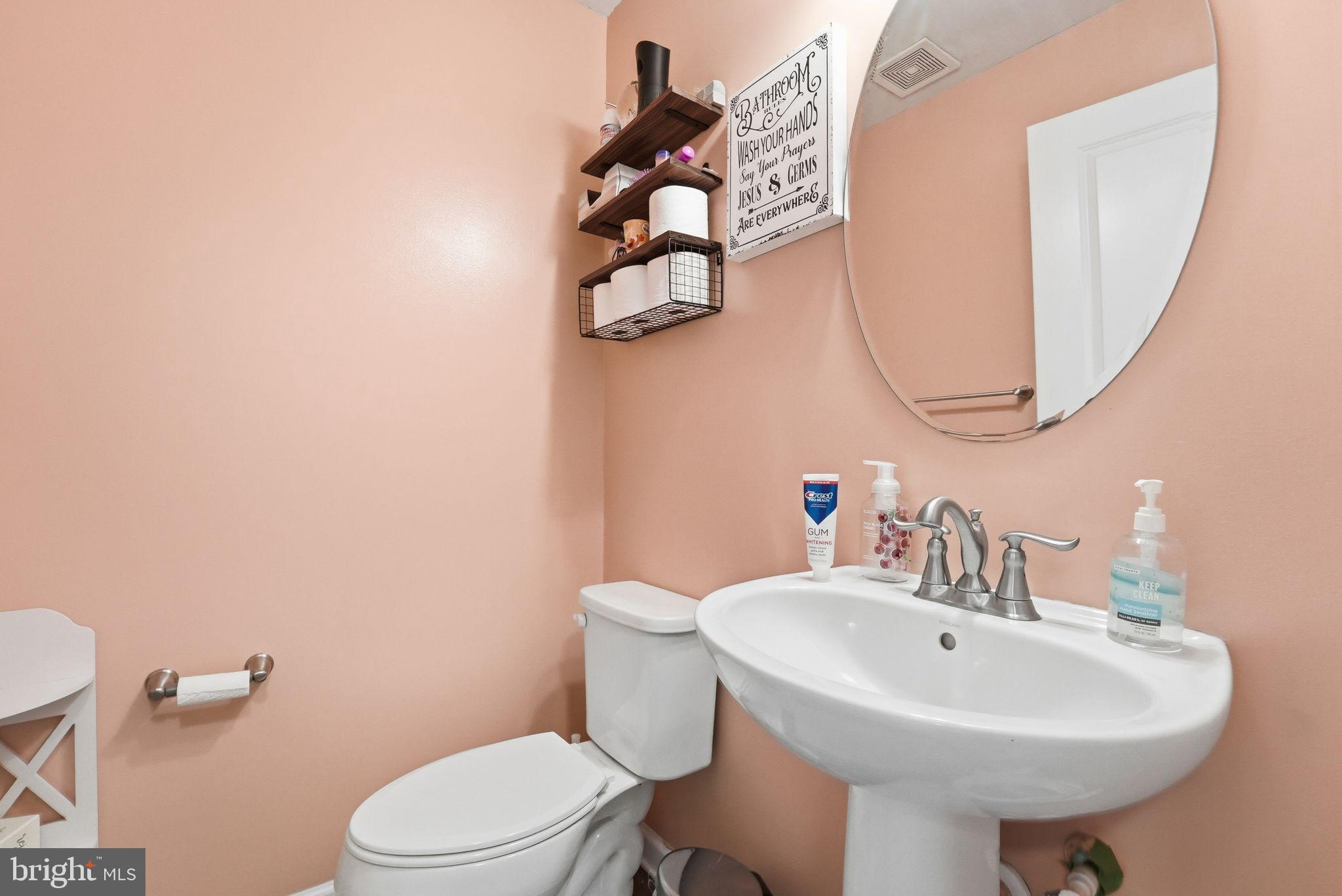 Culpeper, Virginia, 22701, United States, 5 Bedrooms Bedrooms, ,5 BathroomsBathrooms,Residential,For Sale,2043382