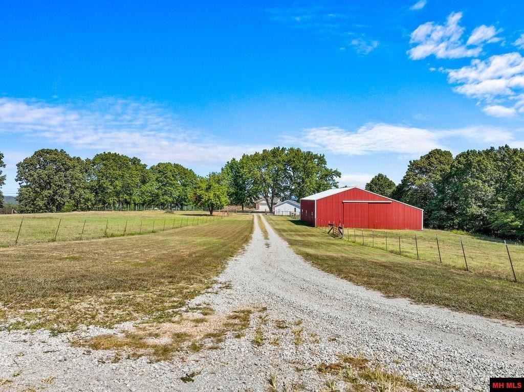 Gainesville, Missouri, 65655, United States, 4 Bedrooms Bedrooms, ,3 BathroomsBathrooms,Residential,For Sale,1979779