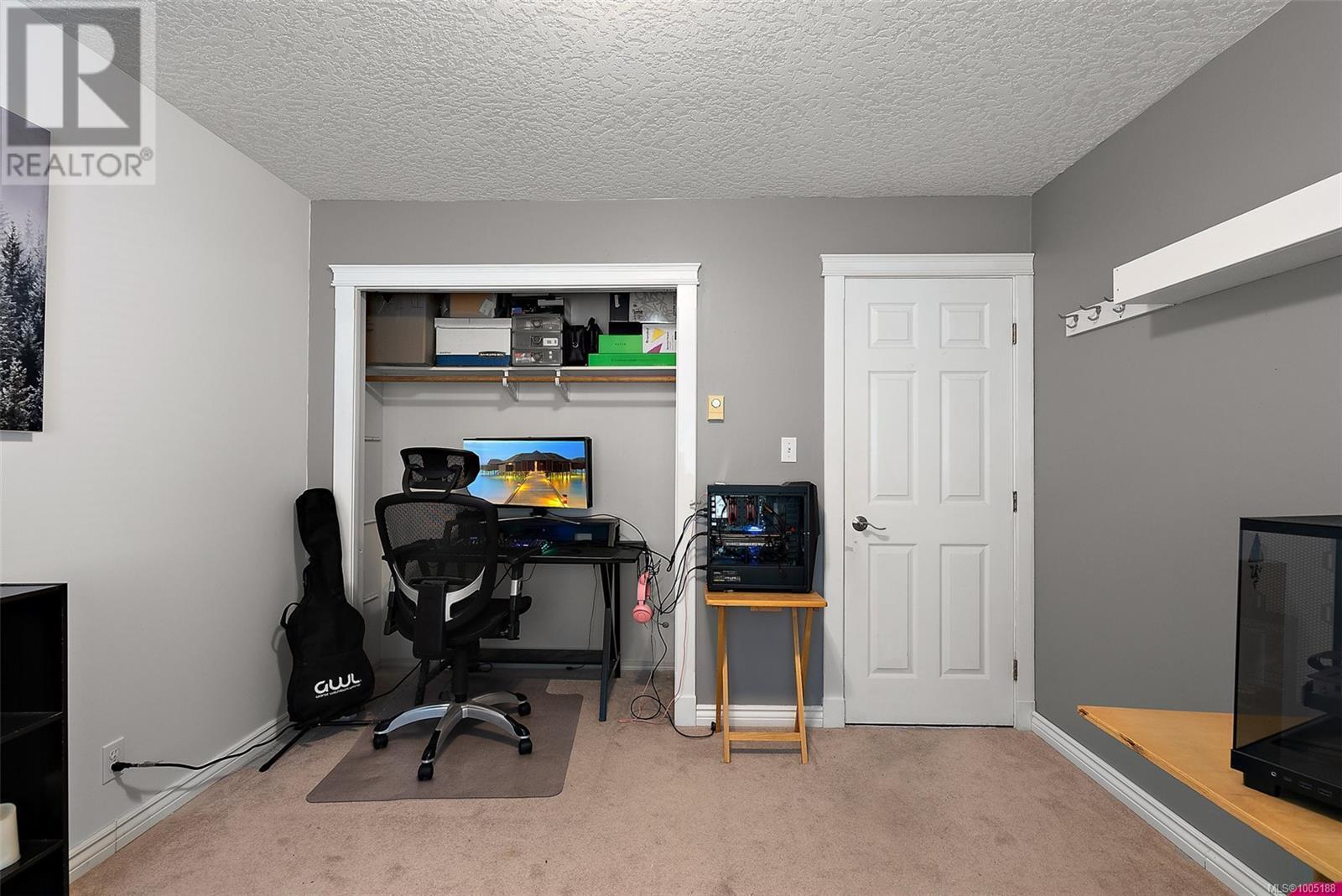 LANGFORD, British Columbia, V9B 5V3, CA, 5 Bedrooms Bedrooms, ,4 BathroomsBathrooms,Residential,For Sale,1891160