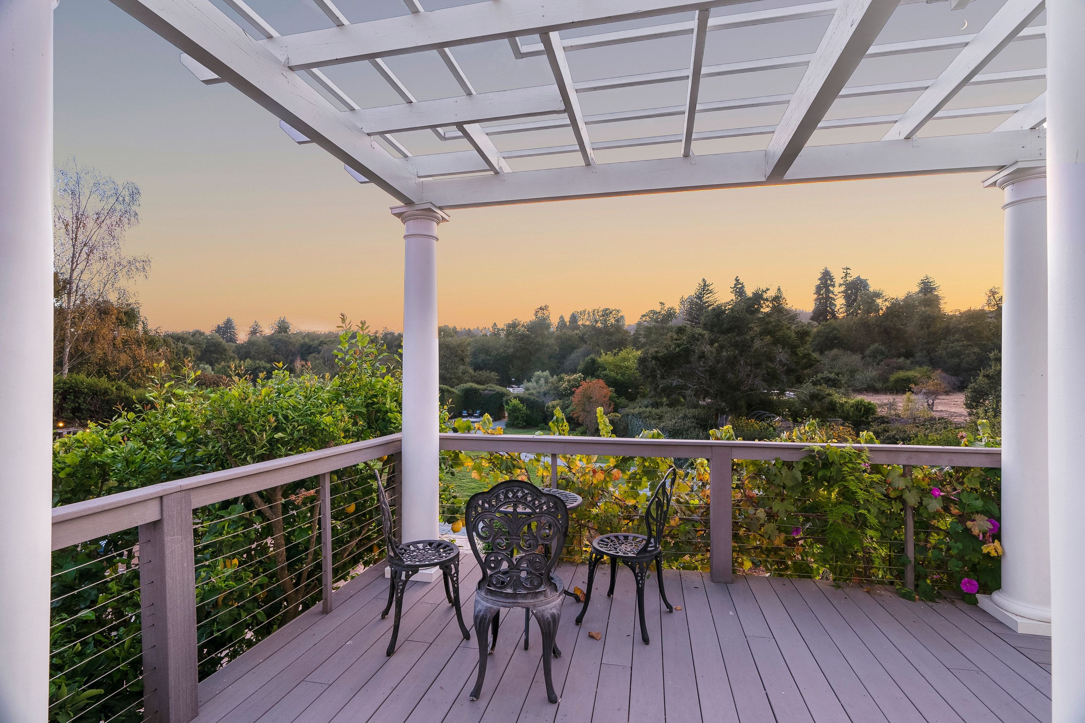  3999 Cherryvale Avenue, Soquel - 物件實景