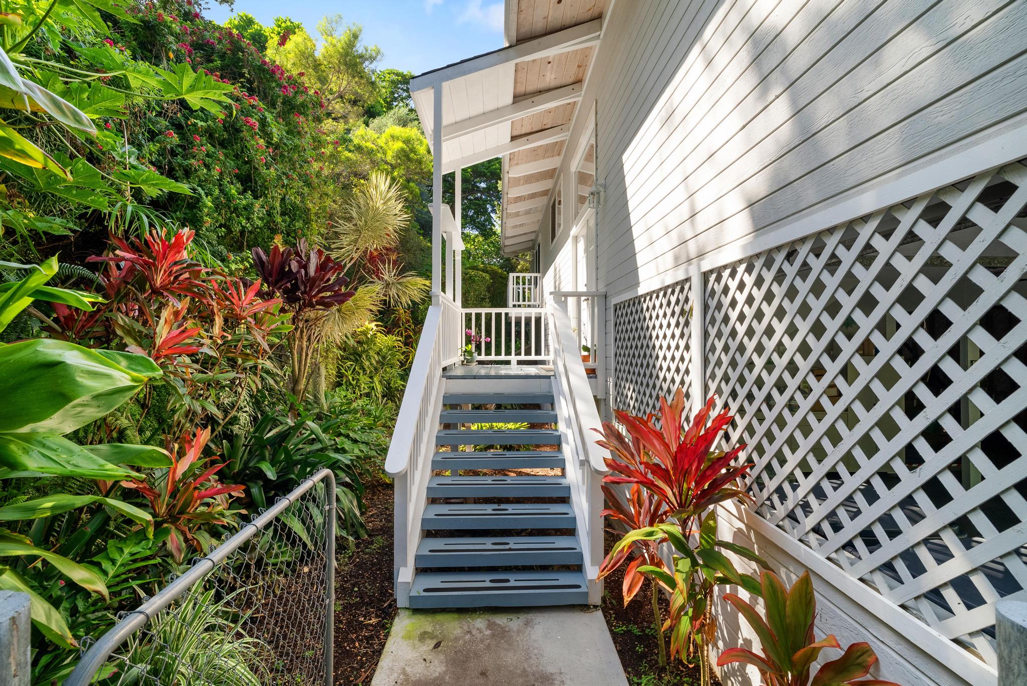 Kailua-Kona, Hawaii, 96740, United States, 3 Bedrooms Bedrooms, ,2 BathroomsBathrooms,Residential,For Sale,1942206