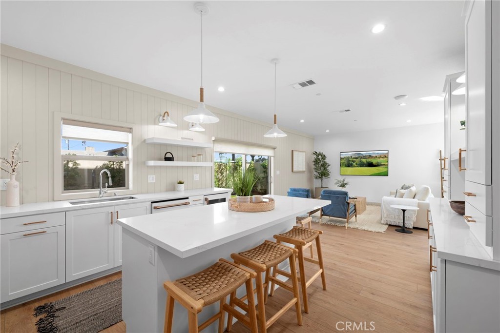 Paramount, California, 90723, United States, 4 Bedrooms Bedrooms, ,3 BathroomsBathrooms,Residential,For Sale,1926475
