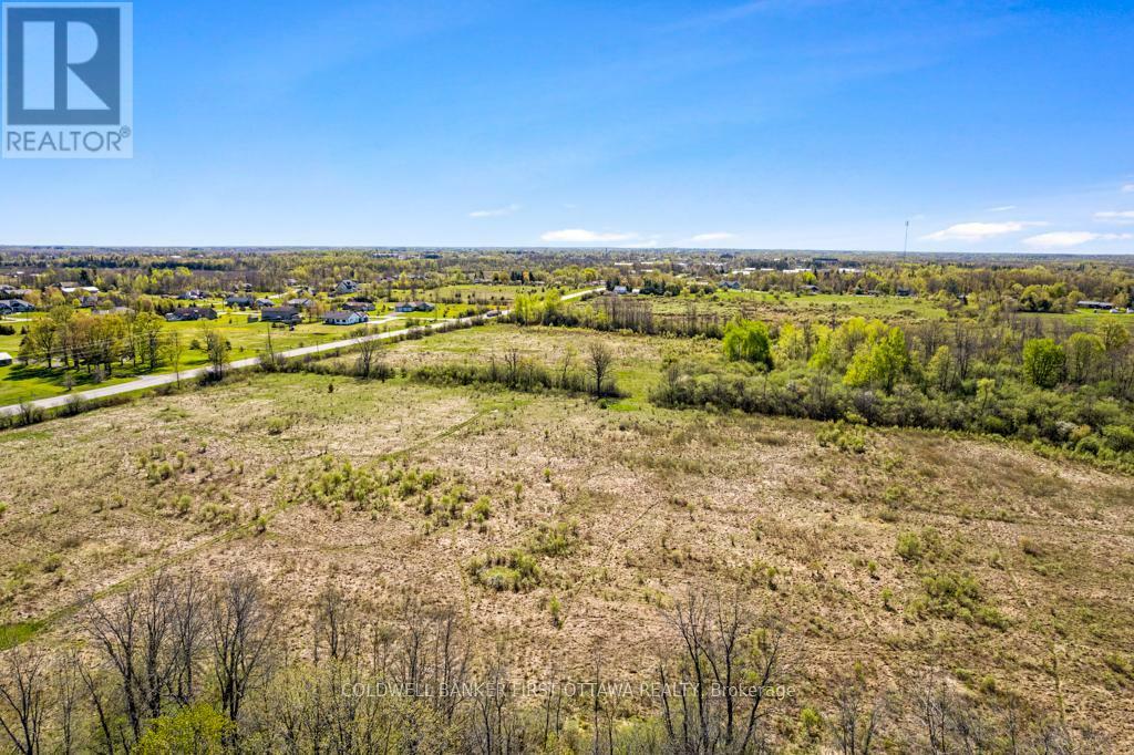 TAY VALLEY, Ontario, K7H 3C9, CA, ,Residential,For Sale,1867366