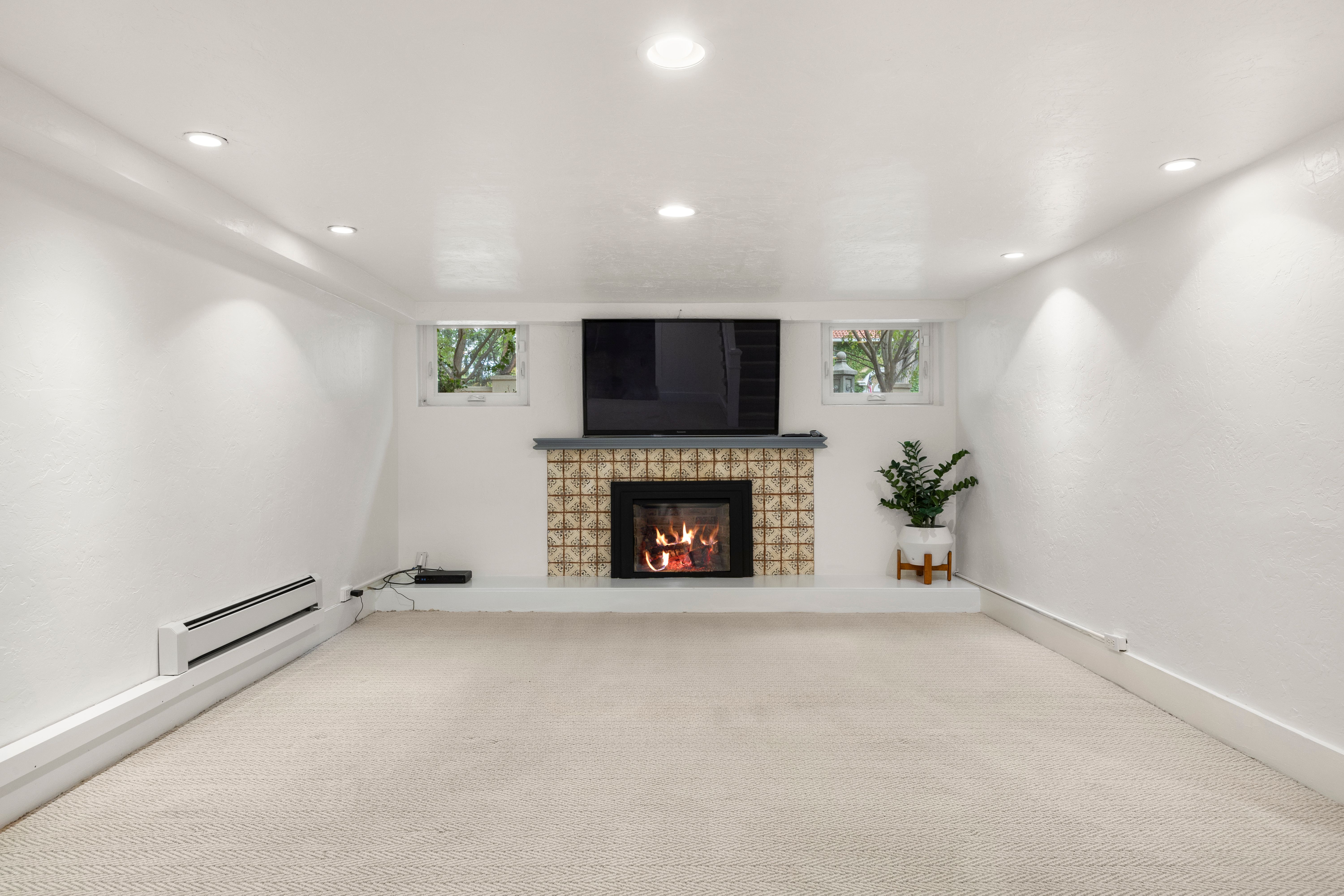  Mediterranean Masterpiece Spanning Prestigious 7th Avenue Parkway - 物件實景