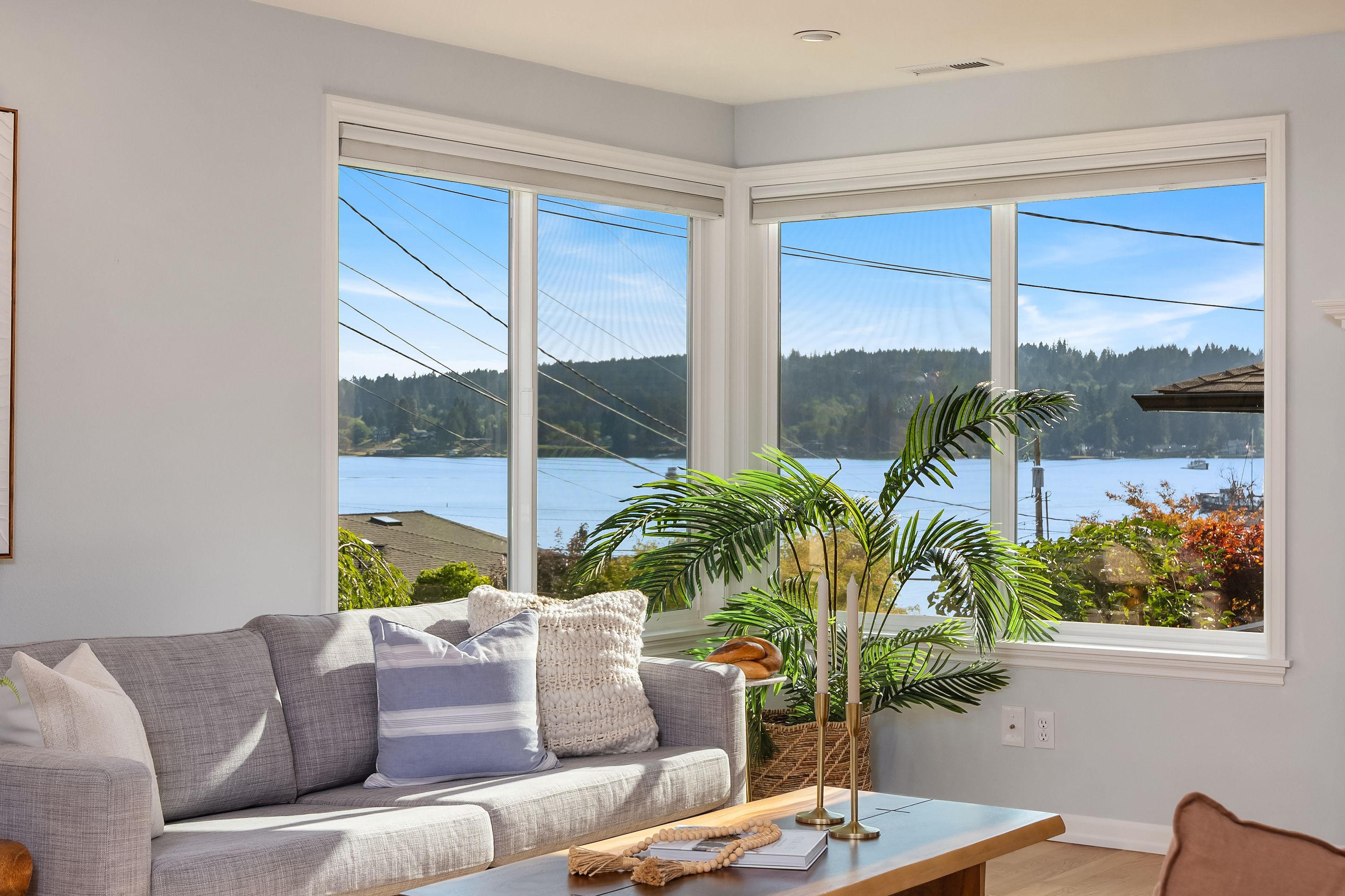  1020 NE Holm Ct, Poulsbo, WA 98370 - 物件實景