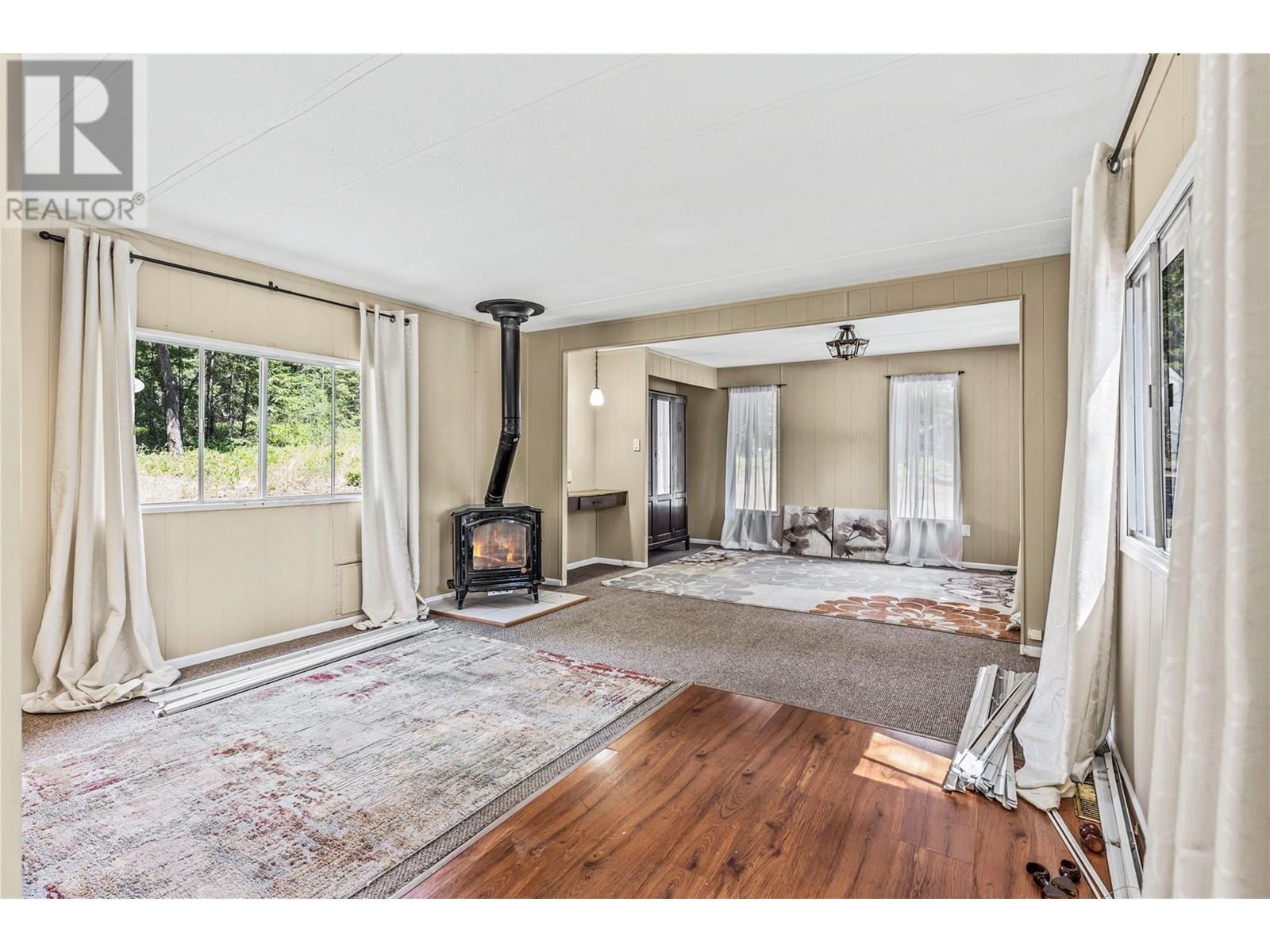 TAPPEN, British Columbia, V0E 2X2, CA, 2 Bedrooms Bedrooms, ,2 BathroomsBathrooms,Residential,For Sale,1868276