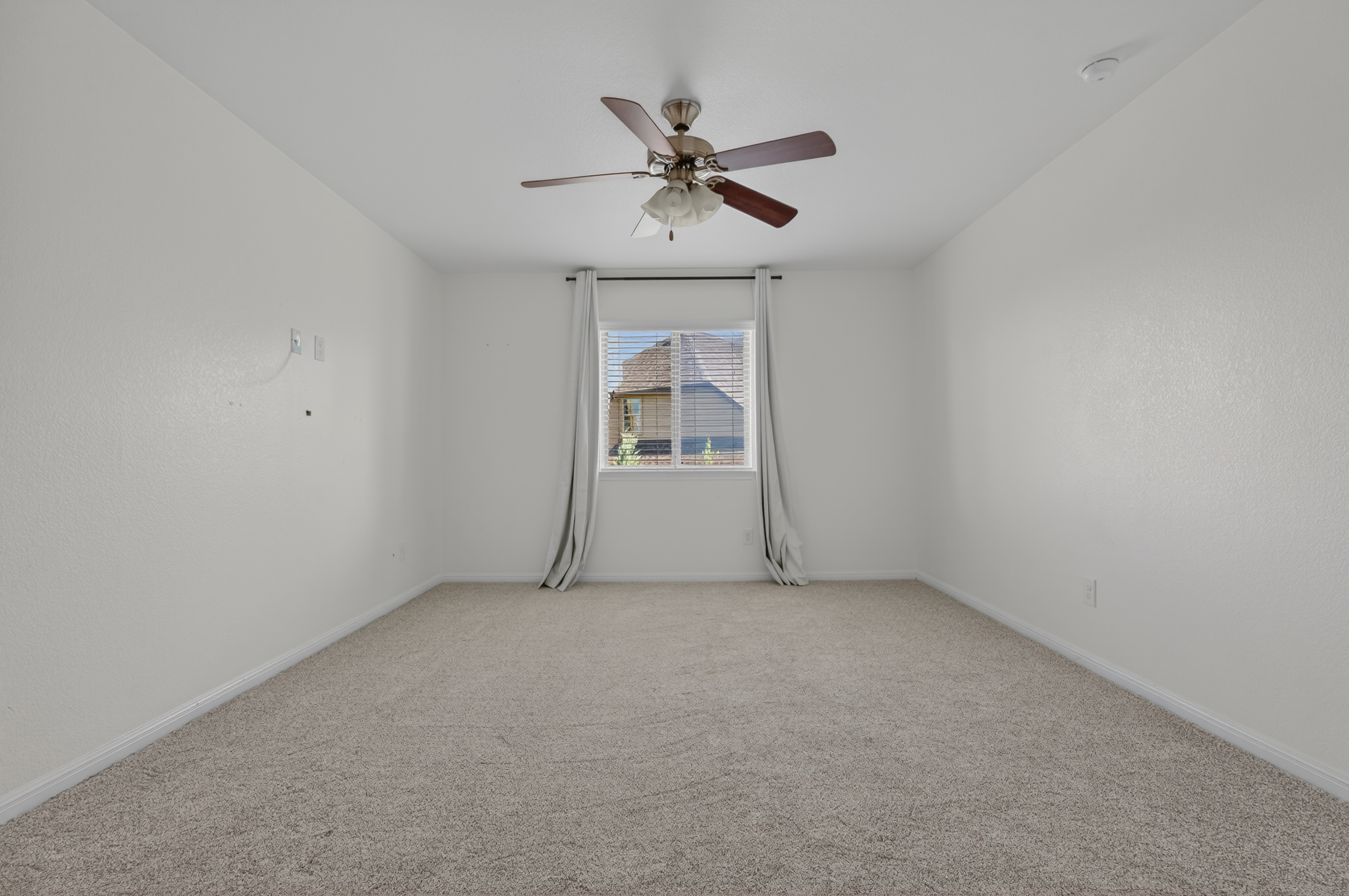  700 Ledge Stone Drive, Austin, TX 78737 - 物件實景