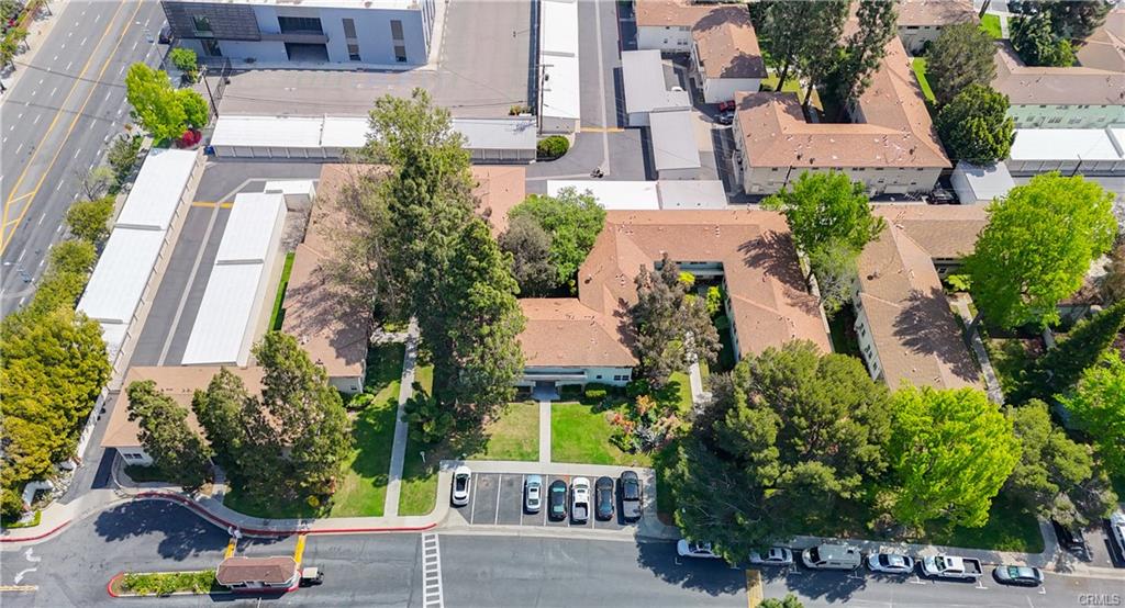 Los Angeles, California, 90016, United States, 2 Bedrooms Bedrooms, ,2 BathroomsBathrooms,Residential,For Sale,1930666