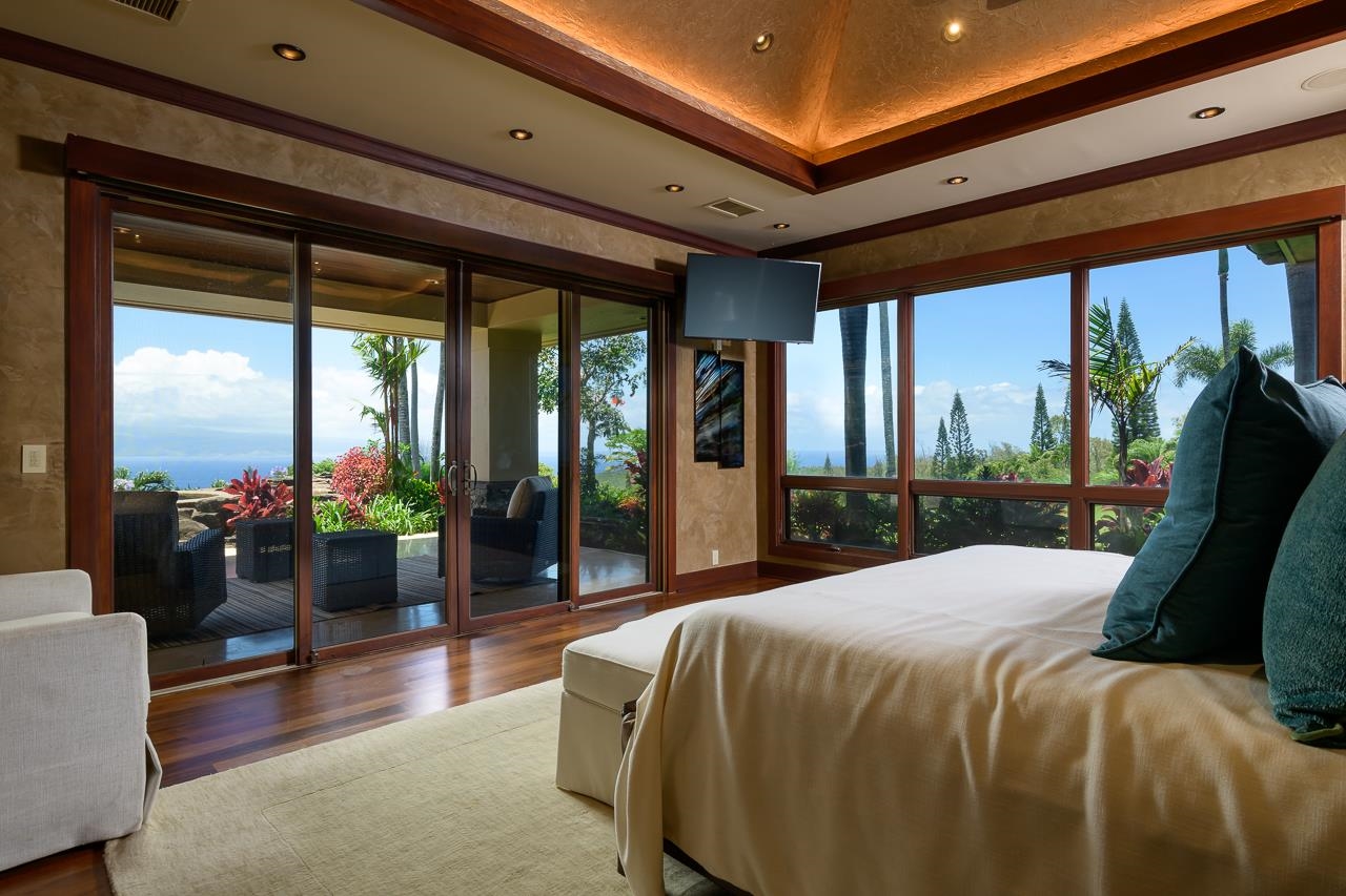 Lahaina, Hawaii, 96761, United States, 4 Bedrooms Bedrooms, ,6 BathroomsBathrooms,Residential,For Sale,1804640