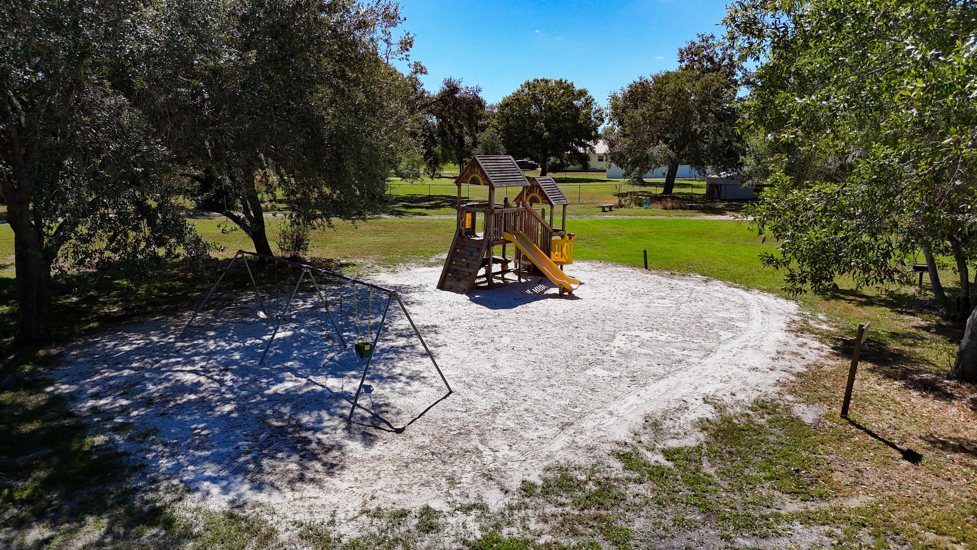 Wimauma, Florida, 33598, United States, 3 Bedrooms Bedrooms, ,3 BathroomsBathrooms,Residential,For Sale,1983978