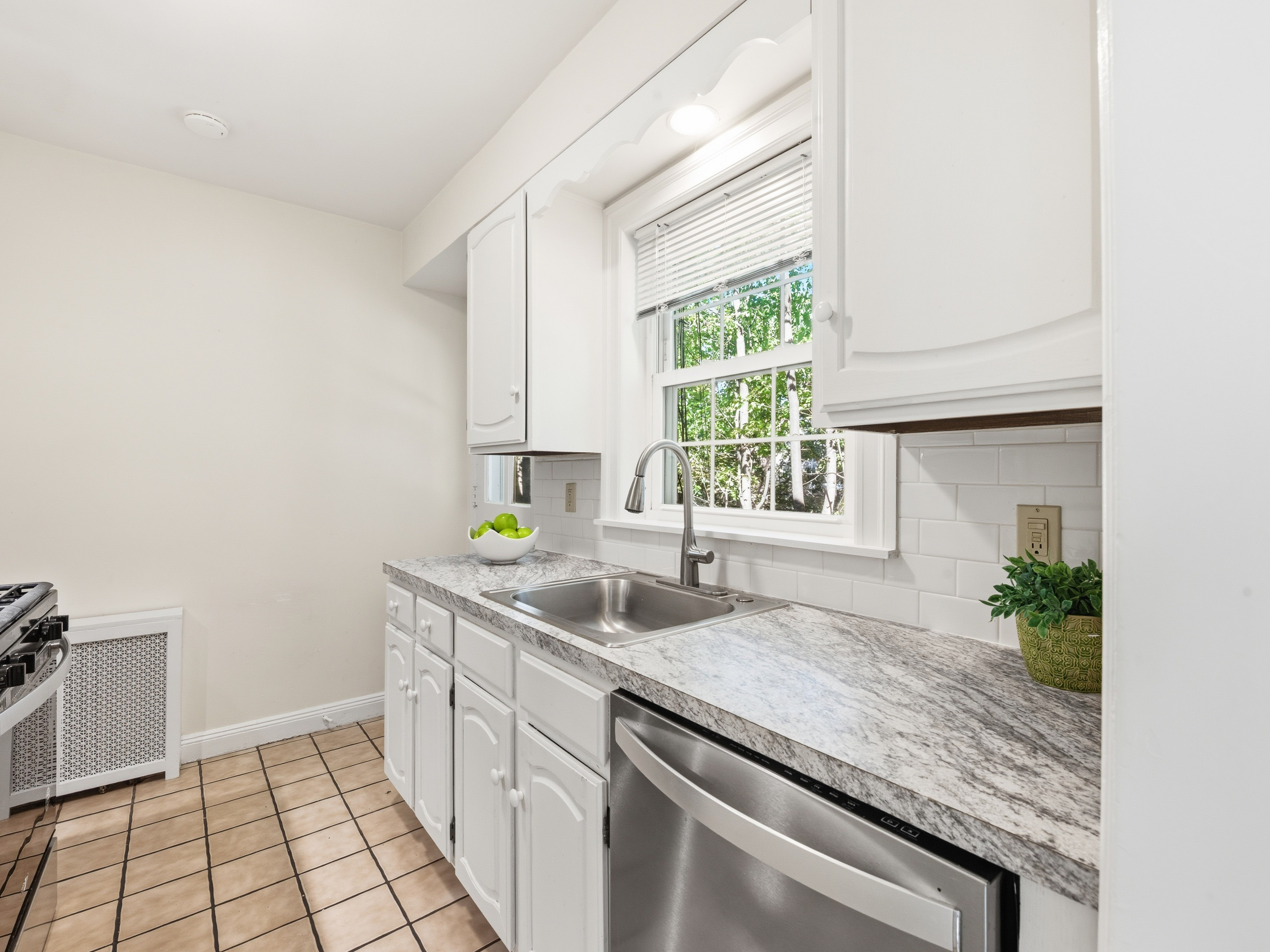  37 & 38 Bayview Court, Manhasset, NY, 11030 - 物件實景